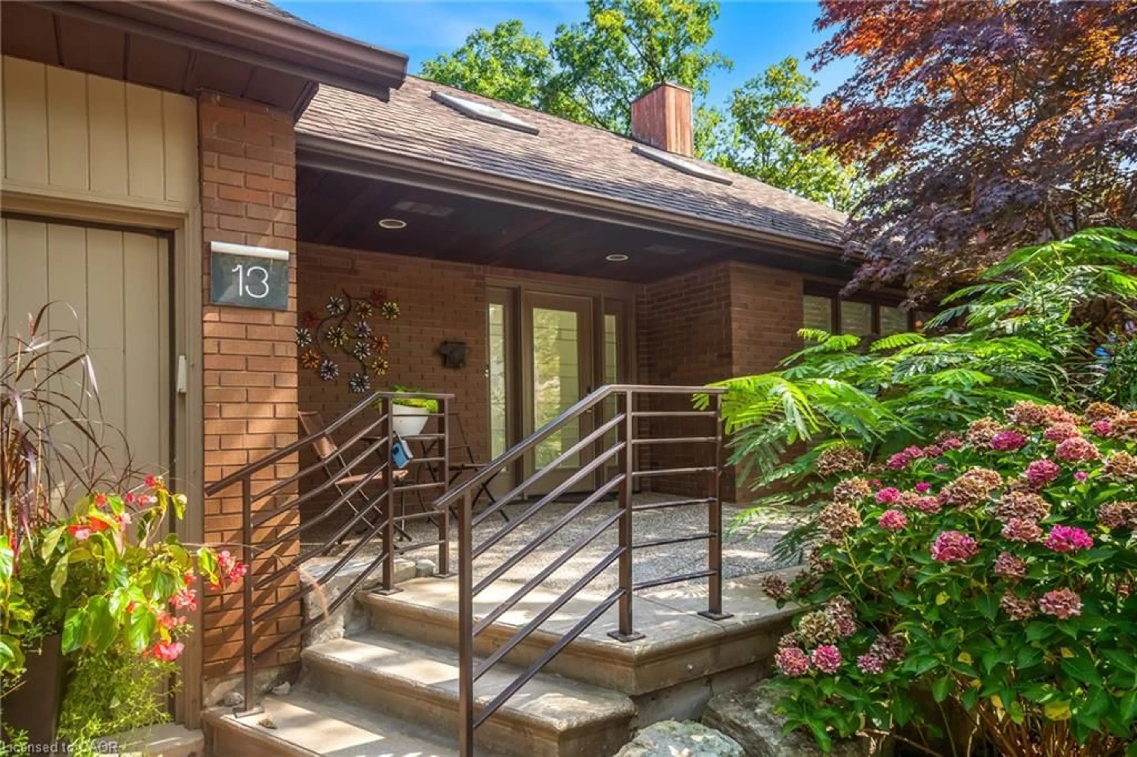 Unknown for 13 Oak Dr, Niagara-on-the-Lake Ontario L0S 1J0