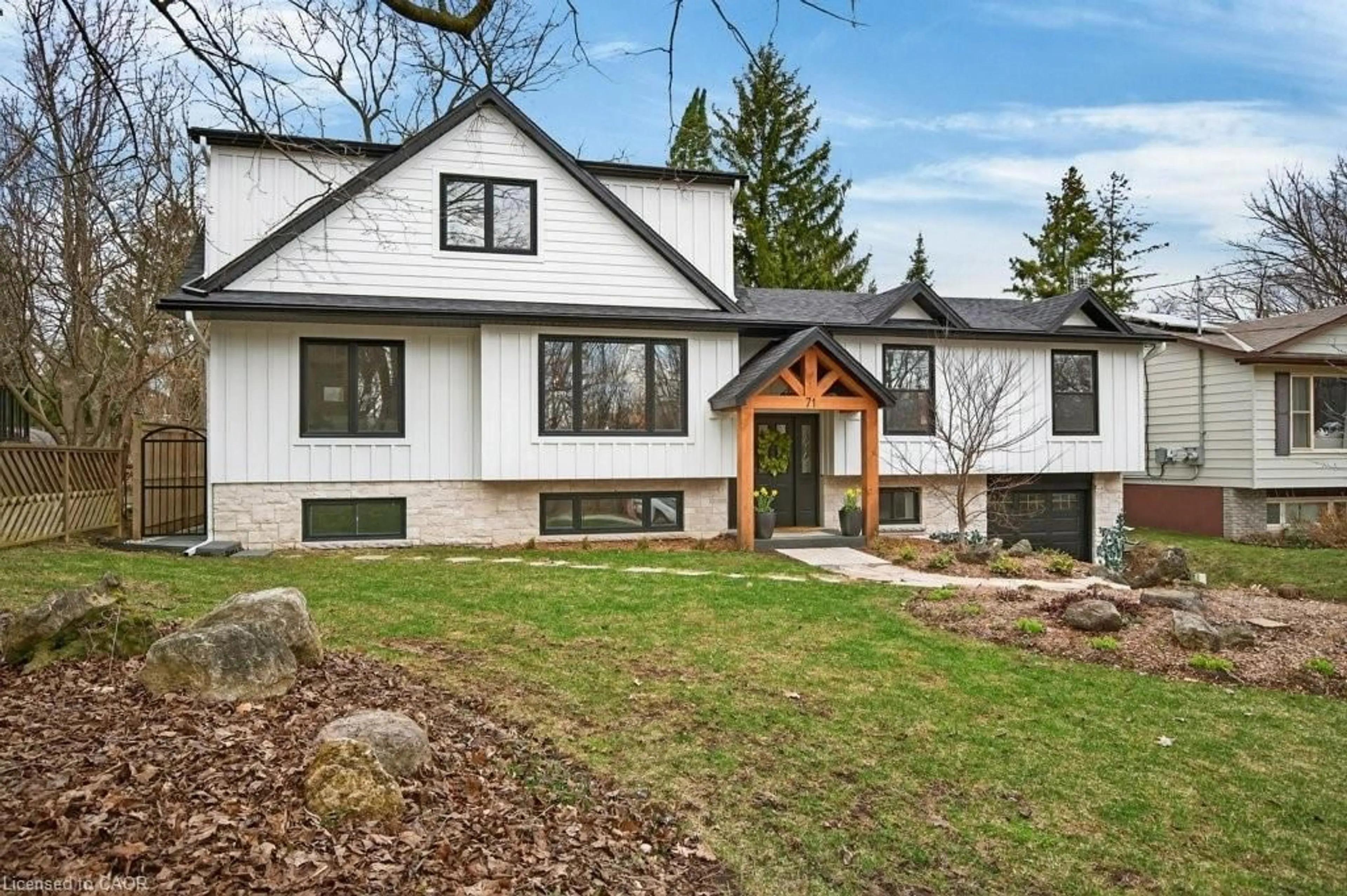 Unknown for 71 Nelson St, Waterdown Ontario L0R 2H0