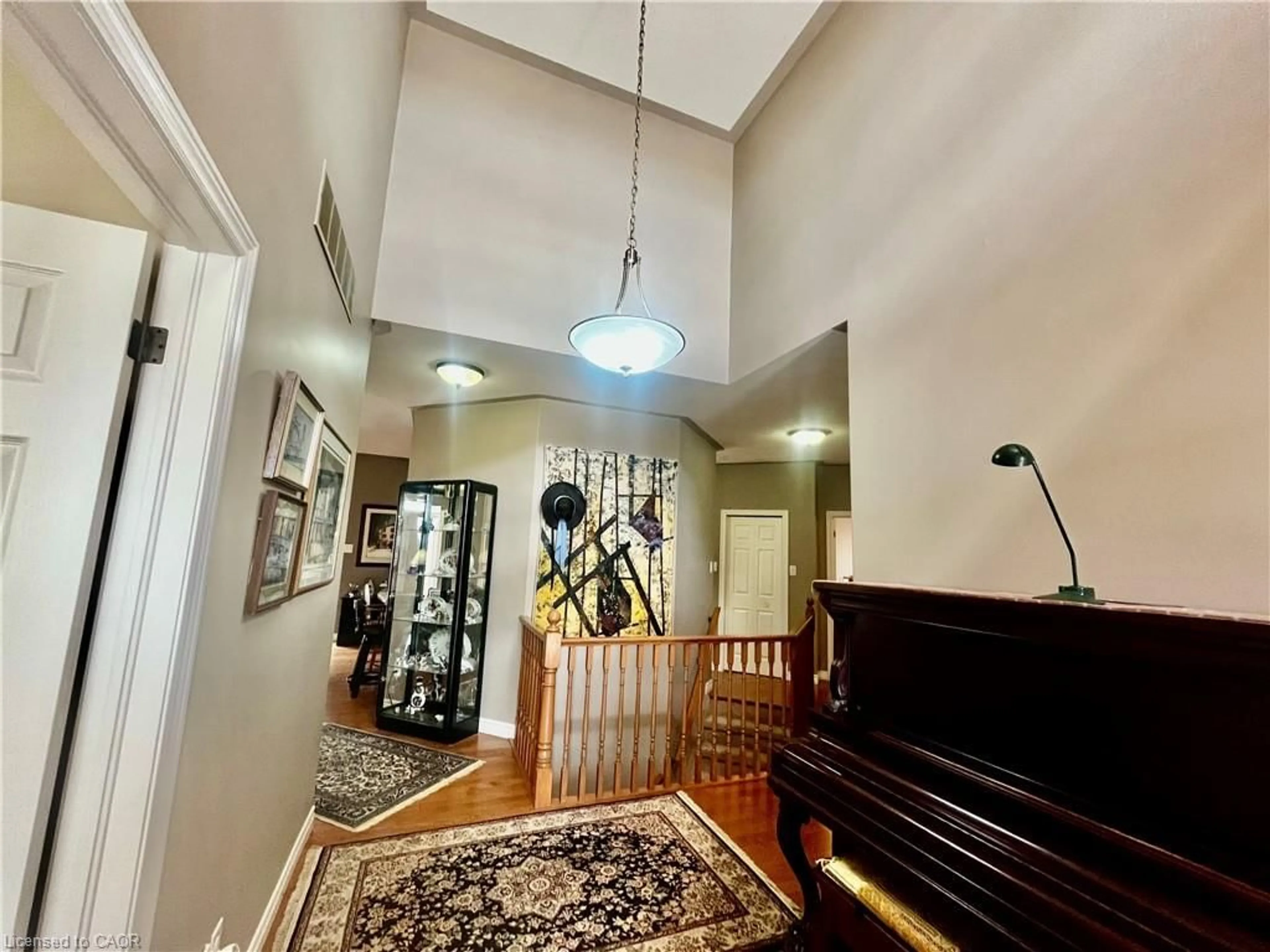 Indoor foyer for 37 Mulberry Lane, Port Dover Ontario N0A 1N6