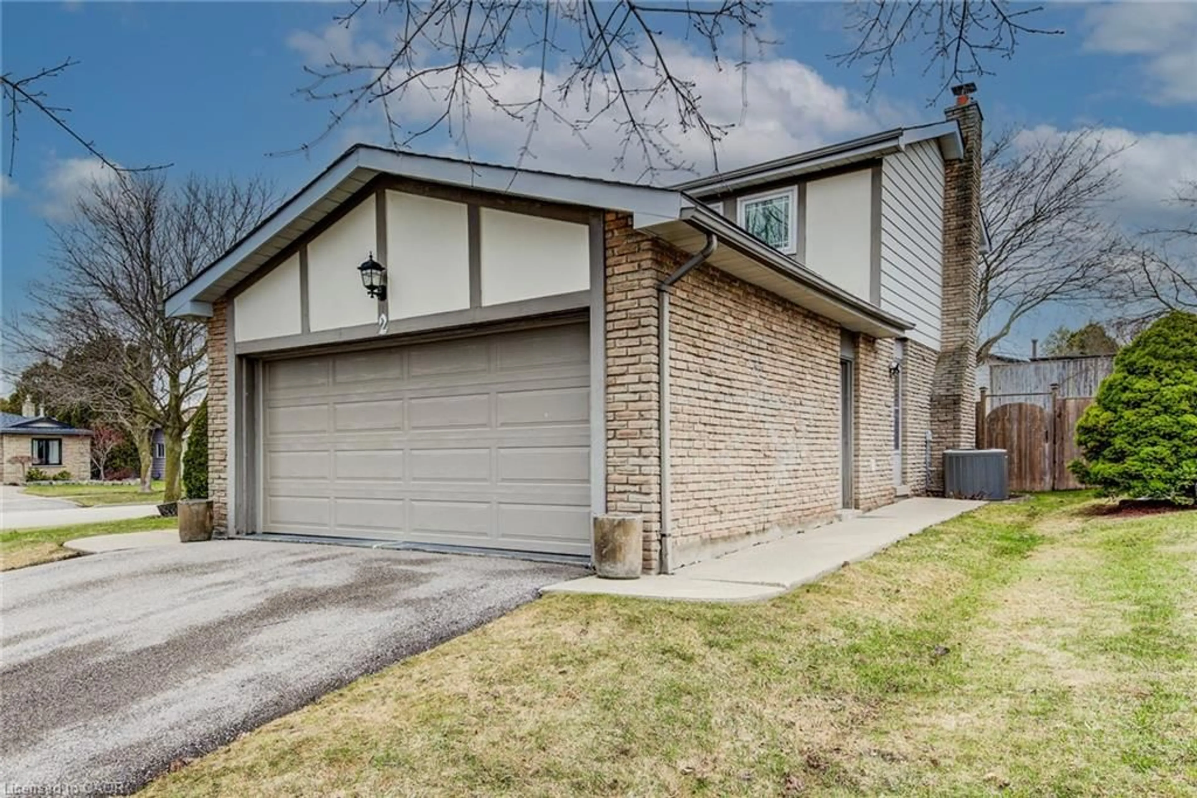 Home with brick exterior material, street for 2 Blue Spruce Crt, Kitchener Ontario N2N 1L1