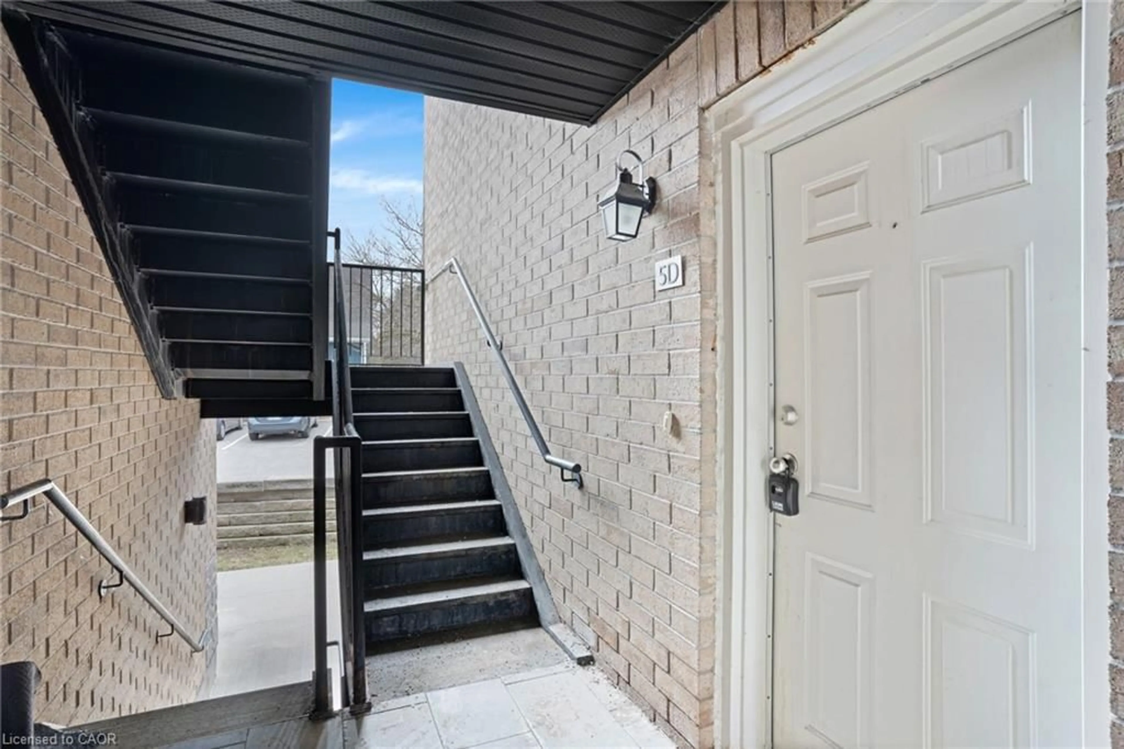 Unknown for 185 Windale Cres #5D, Kitchener Ontario N2E 0G3