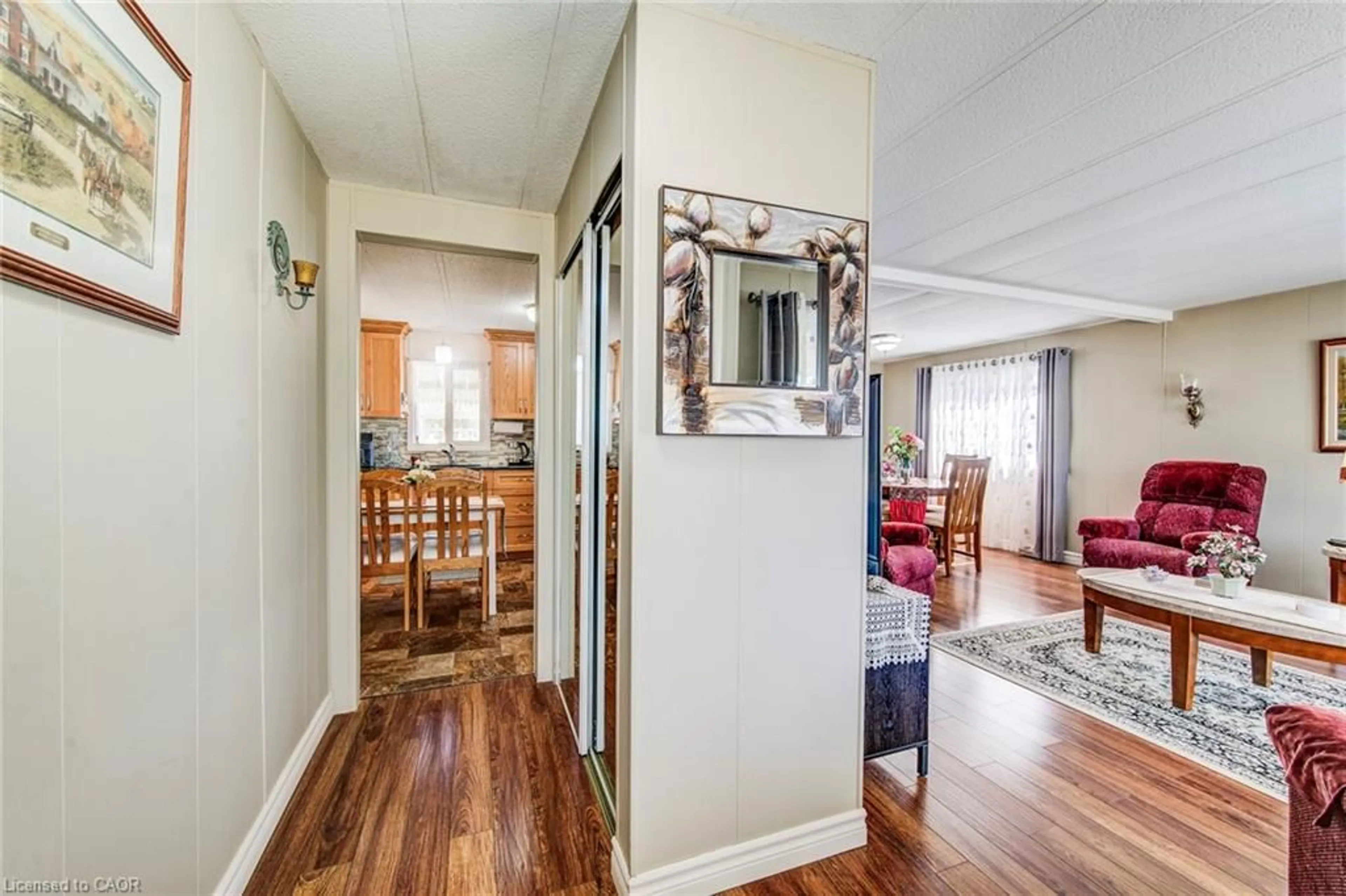 Indoor entryway for 21 Fairview Cres, Listowel Ontario N4W 3G8