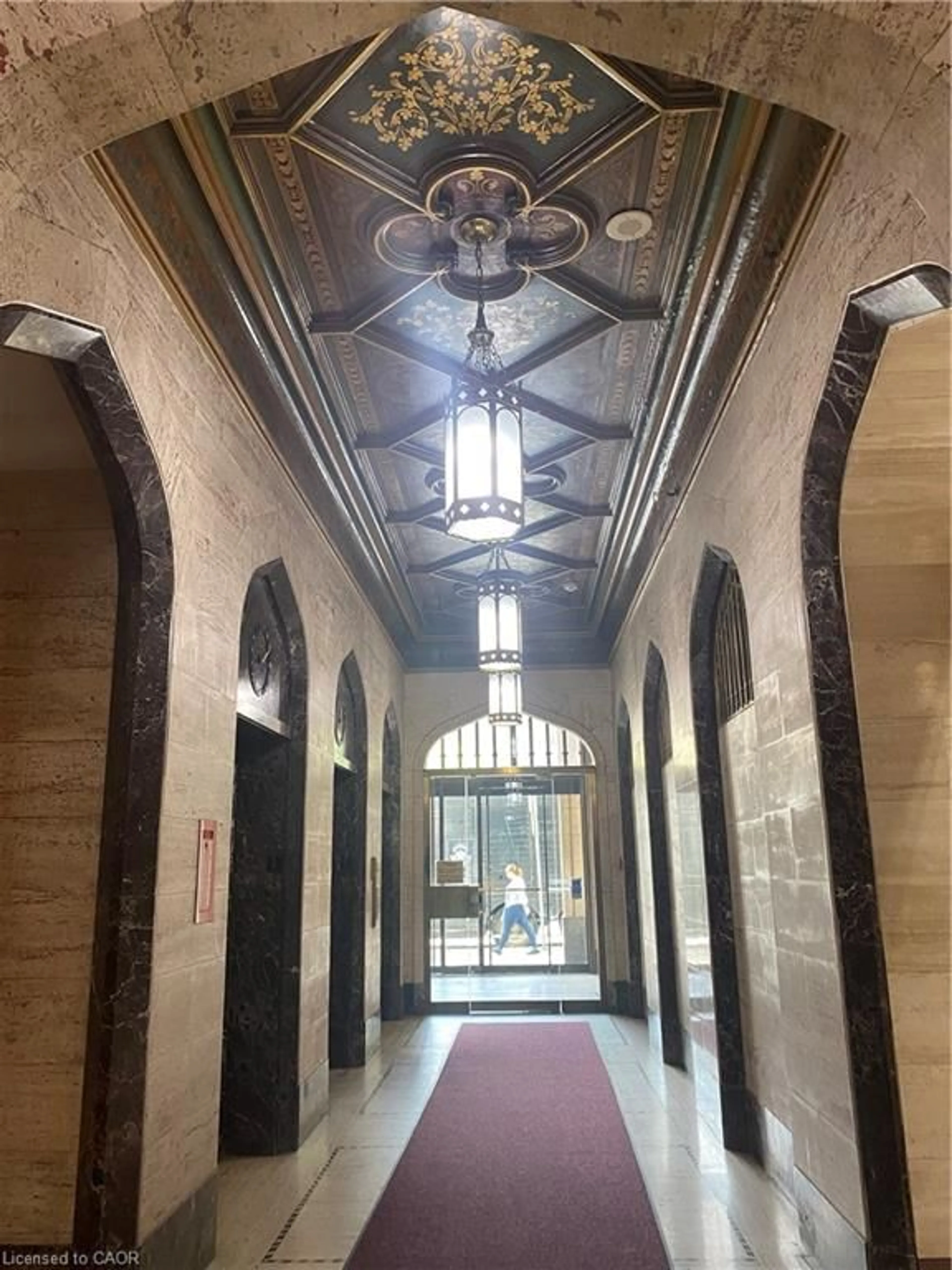 Indoor foyer for 36 James St #510, Hamilton Ontario L8P 4W4