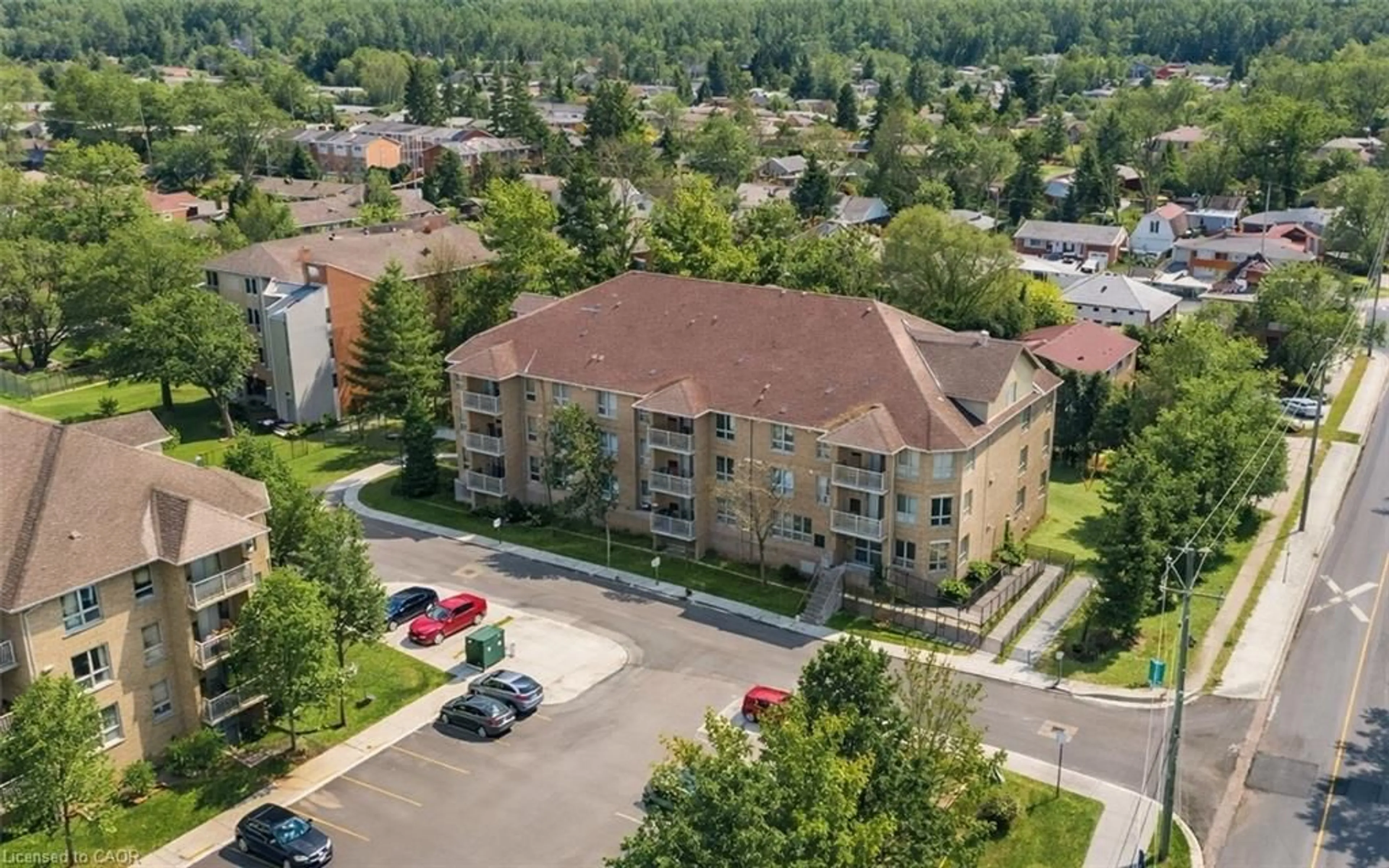 A pic from outside/outdoor area/front of a property/back of a property/a pic from drone, unknown for 56 Kerman Ave #315, Grimsby Ontario L3M 0A1