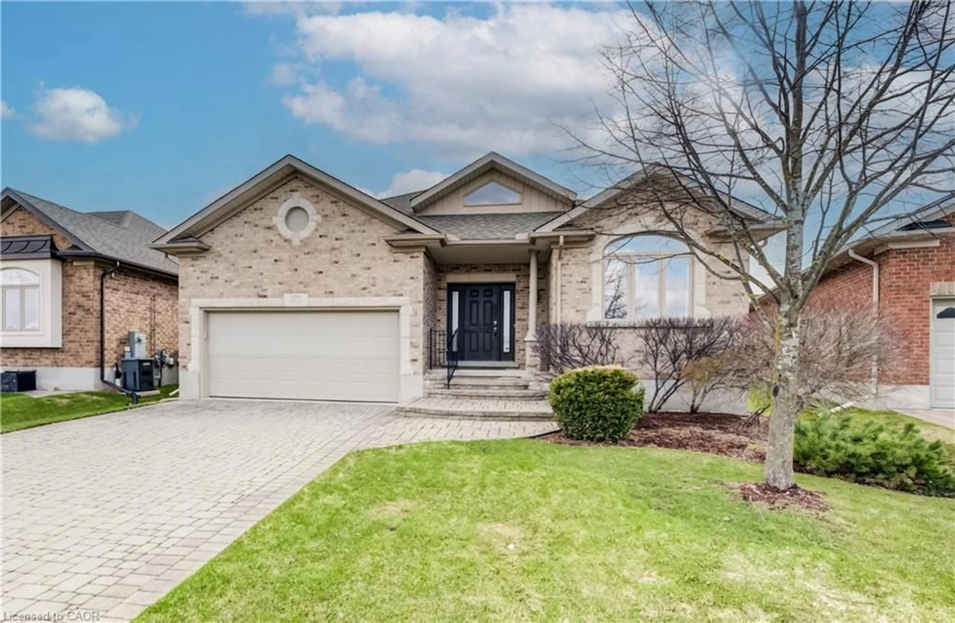 Home with brick exterior material, street for 175 Stonecroft Way, New Hamburg Ontario N3A 4R2