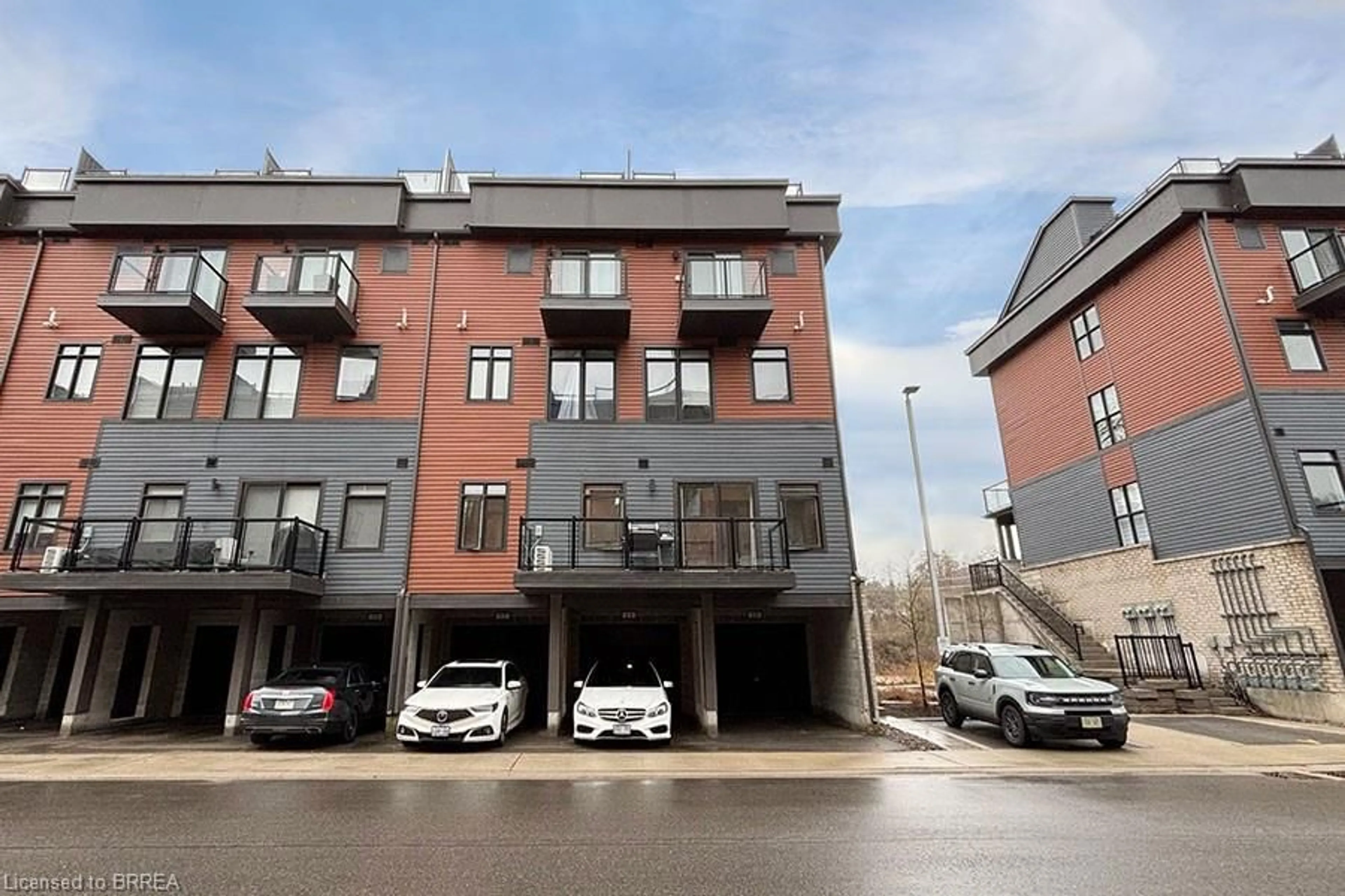 Unknown for 2 Willow St #11, Paris Ontario N3L 0C6