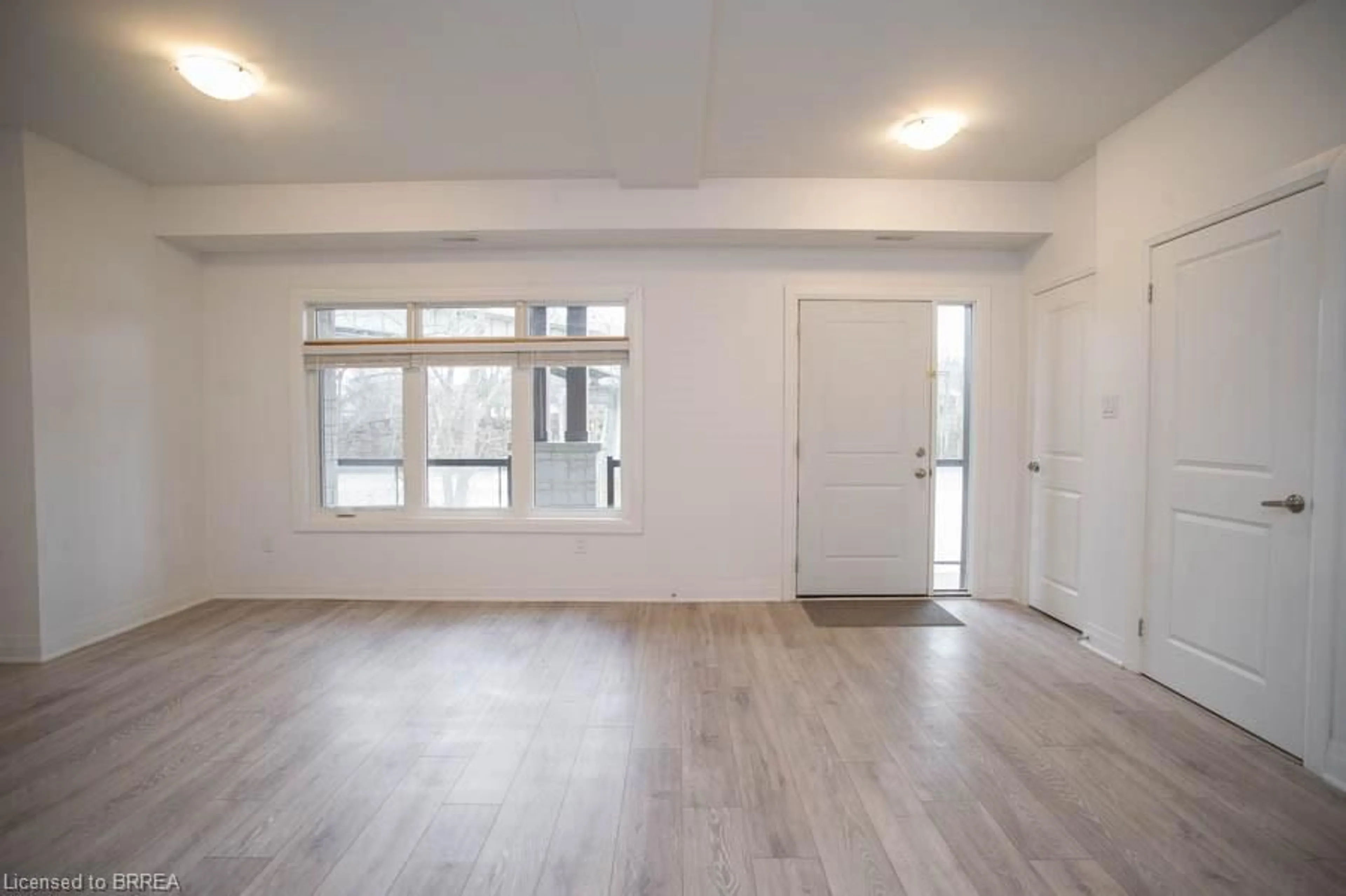 A pic of a room for 2 Willow St #11, Paris Ontario N3L 0C6