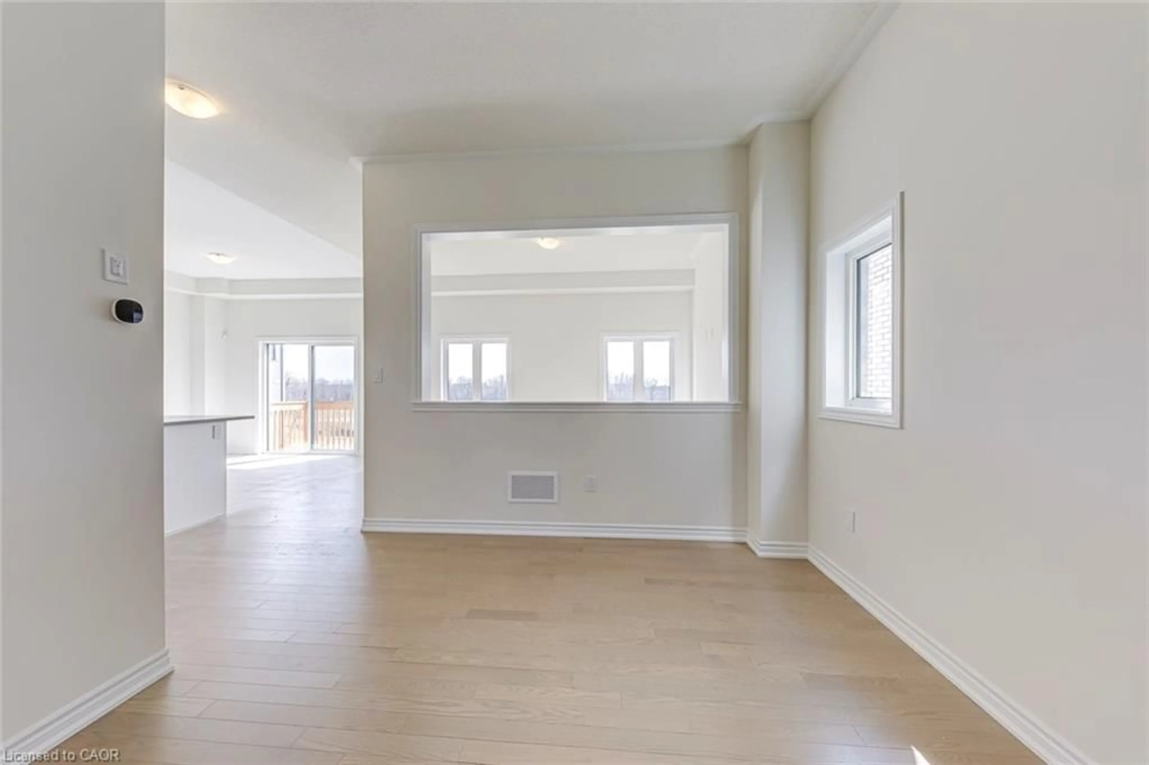 A pic of a room for 681 Catalina Manor, Pickering Ontario L1X 0V1