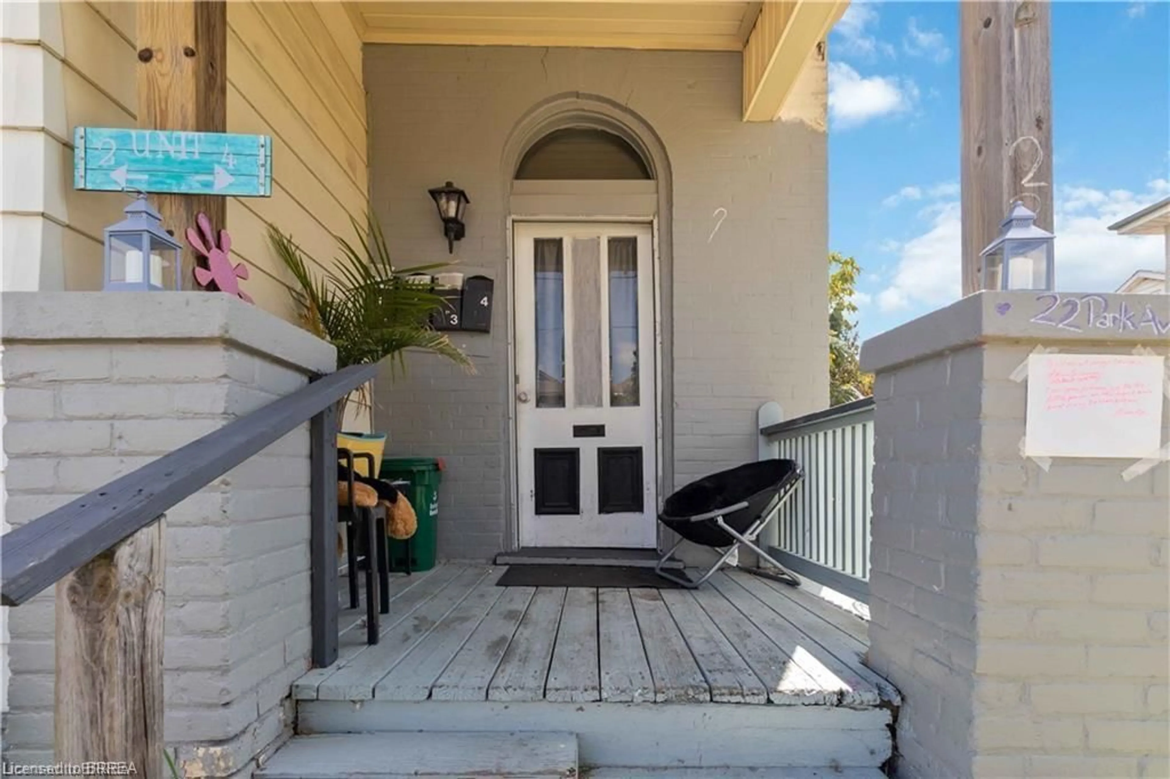 Unknown for 22 Park Ave, Brantford Ontario N3S 5H3