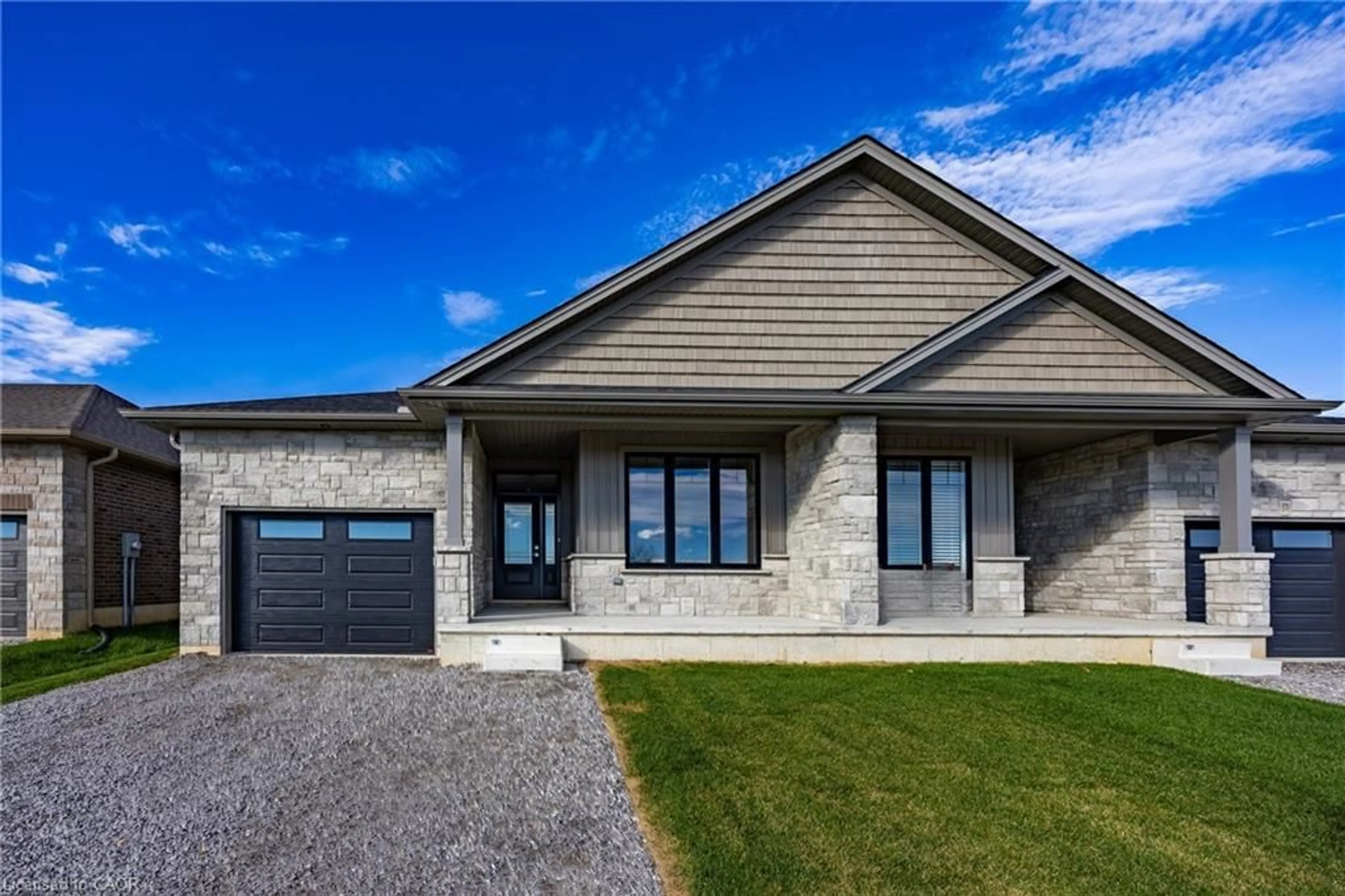 Home with brick exterior material, building for 379 Argyle Ave, Delhi Ontario N4B 0B2