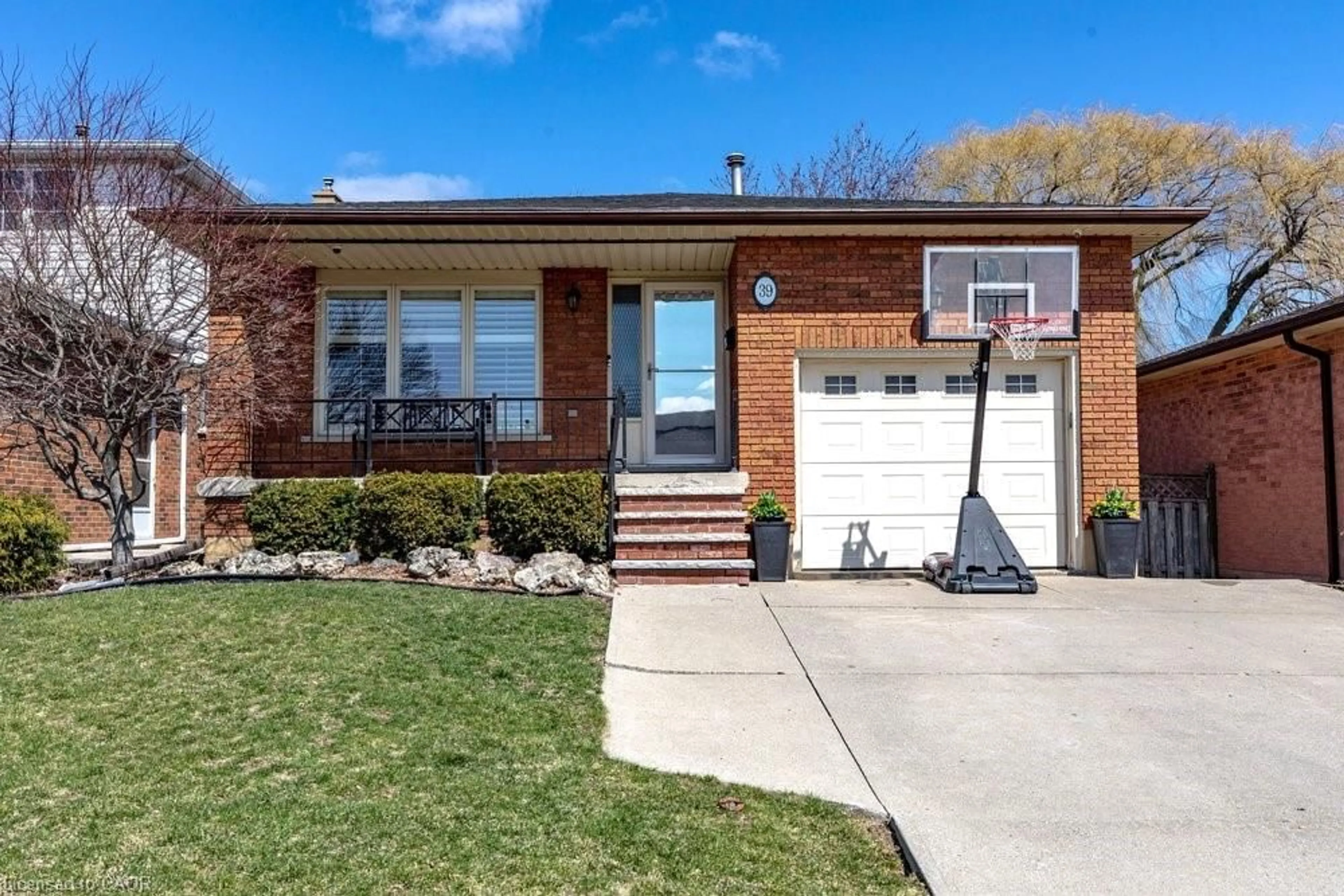 Home with brick exterior material, street for 39 Trenholme Cres, Hamilton Ontario L8W 2L4