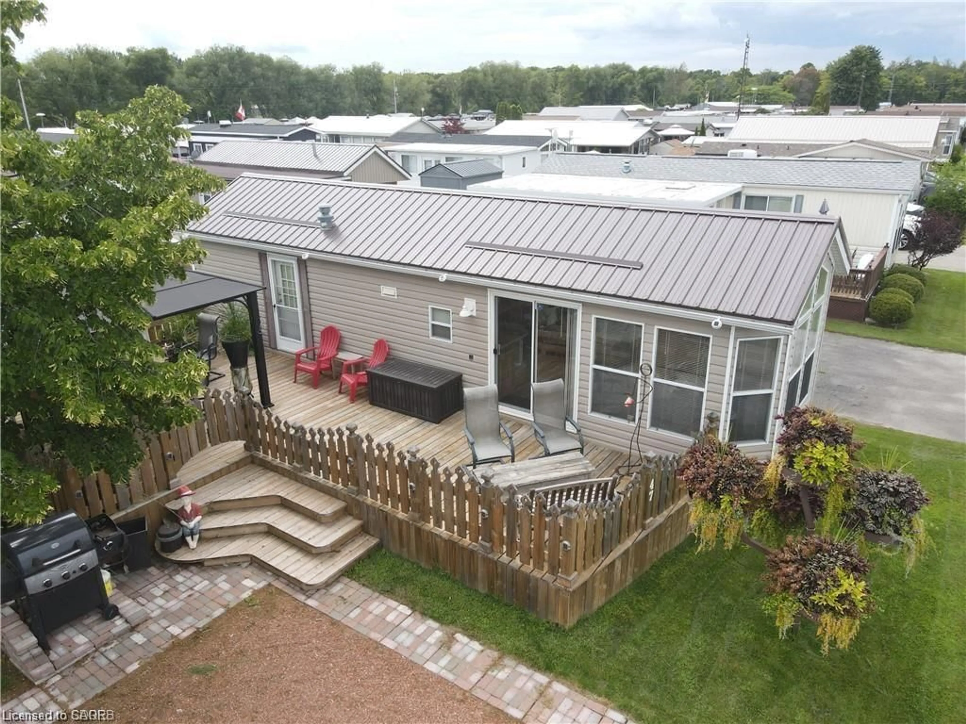 A pic from outside/outdoor area/front of a property/back of a property/a pic from drone, water/lake/river/ocean view for 92 Clubhouse Rd #47, Turkey Point Ontario N0E 1T0