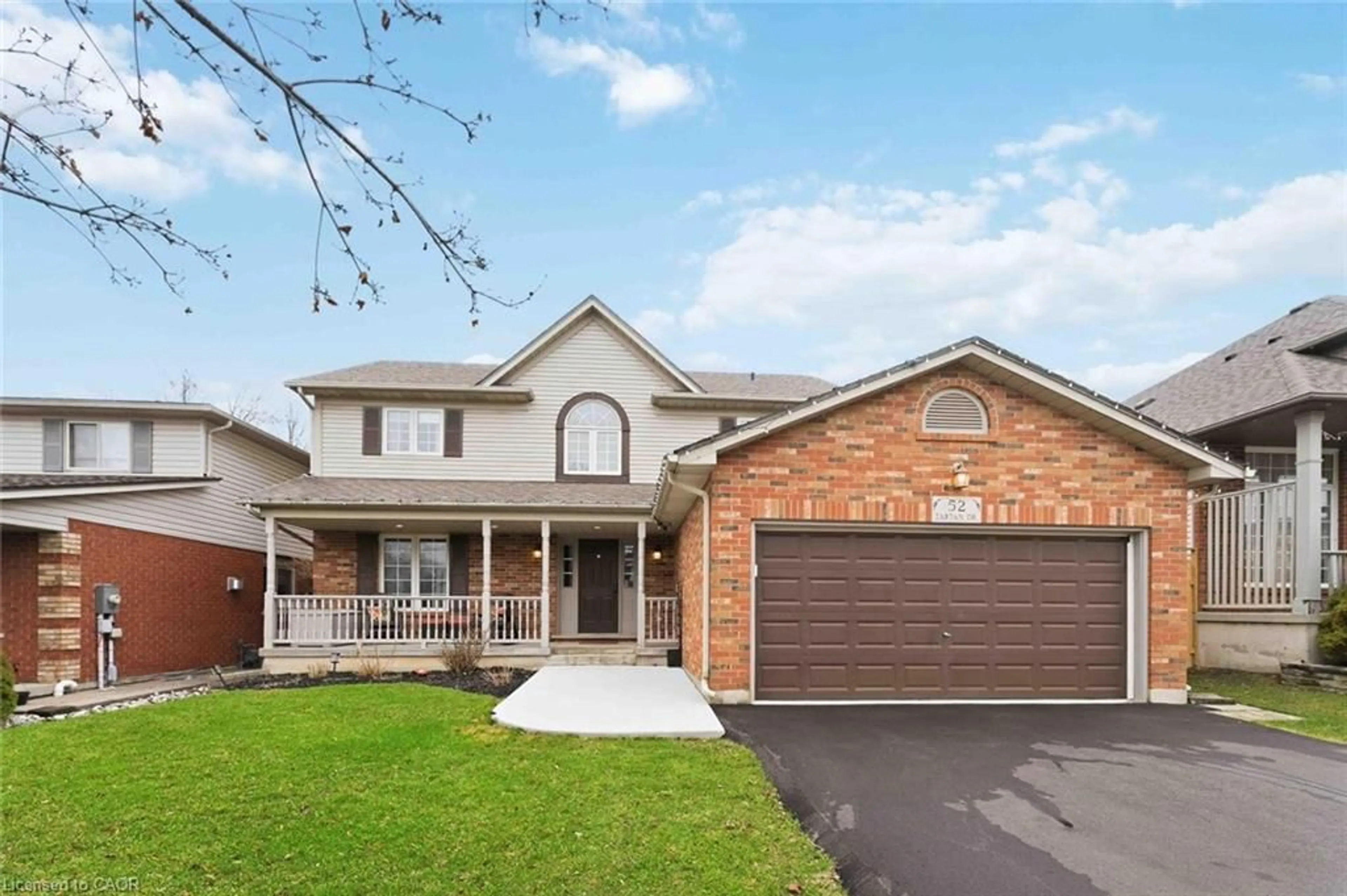 Home with brick exterior material, street for 52 Tartan Dr, Caledonia Ontario N3W 2N3