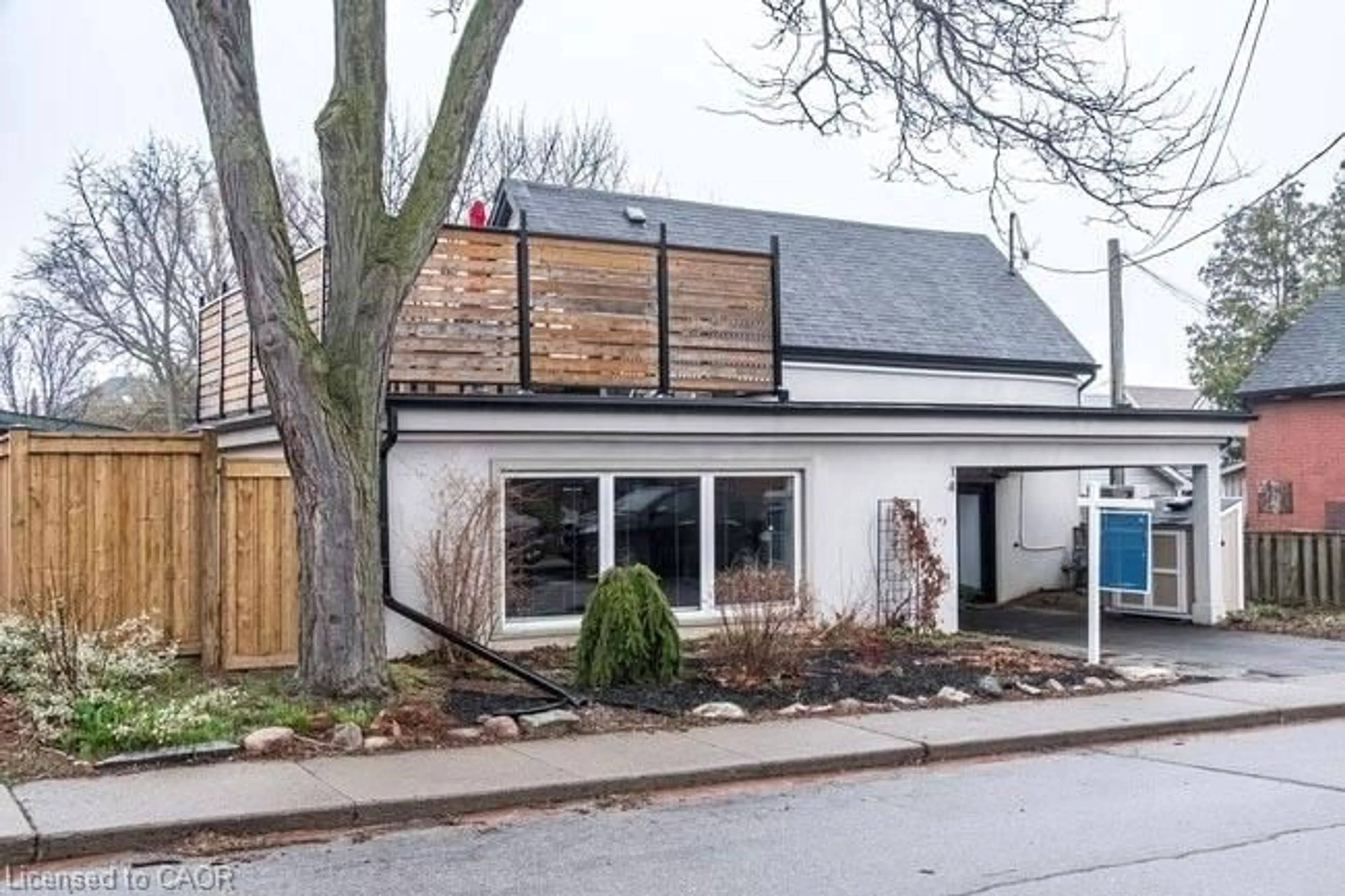 Unknown for 14 Reginald St, Hamilton Ontario L8P 3X9