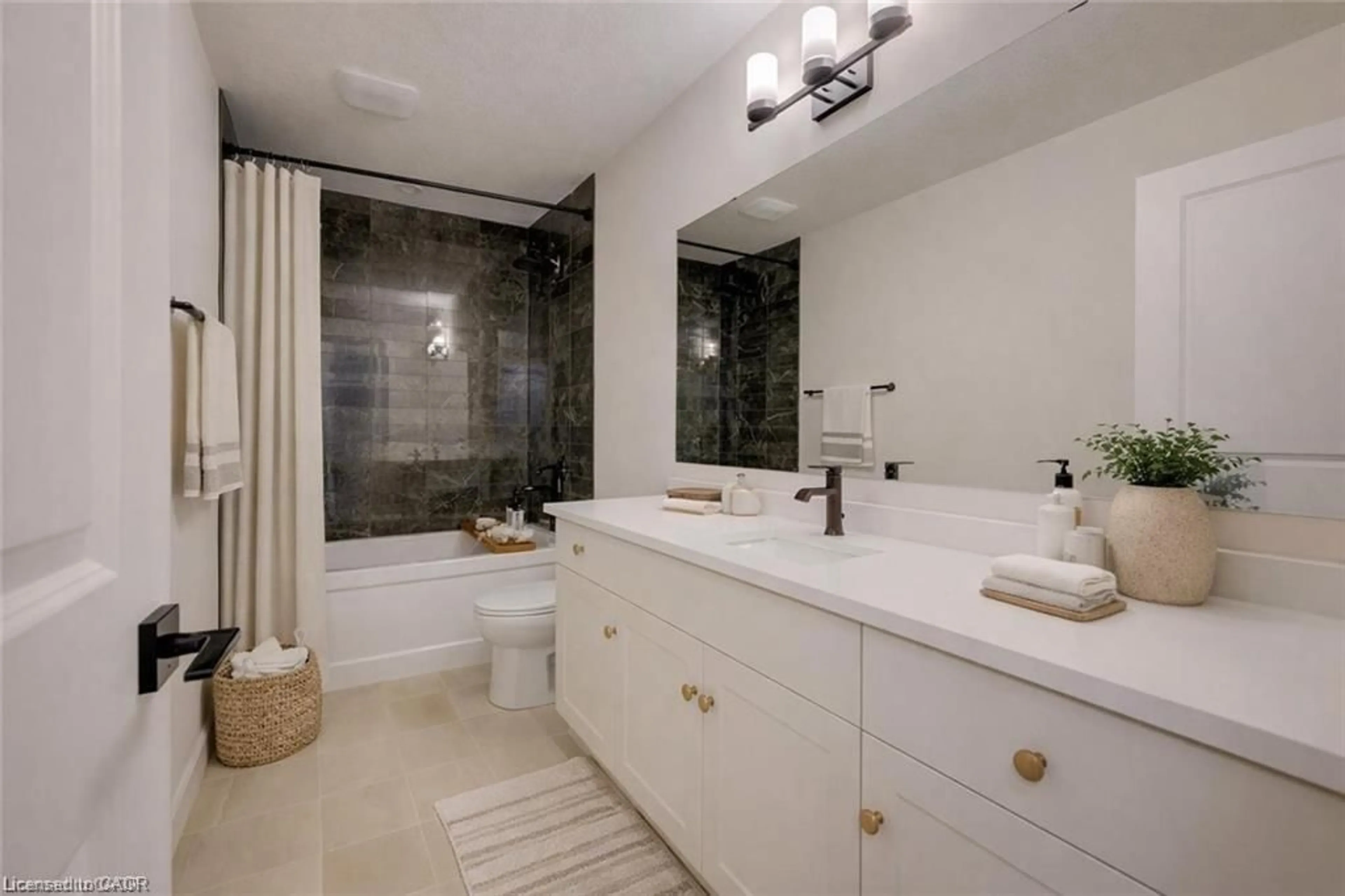 Contemporary bathroom, ceramic/tile floor for 36 Anne St, Harriston Ontario N0G 1Z0
