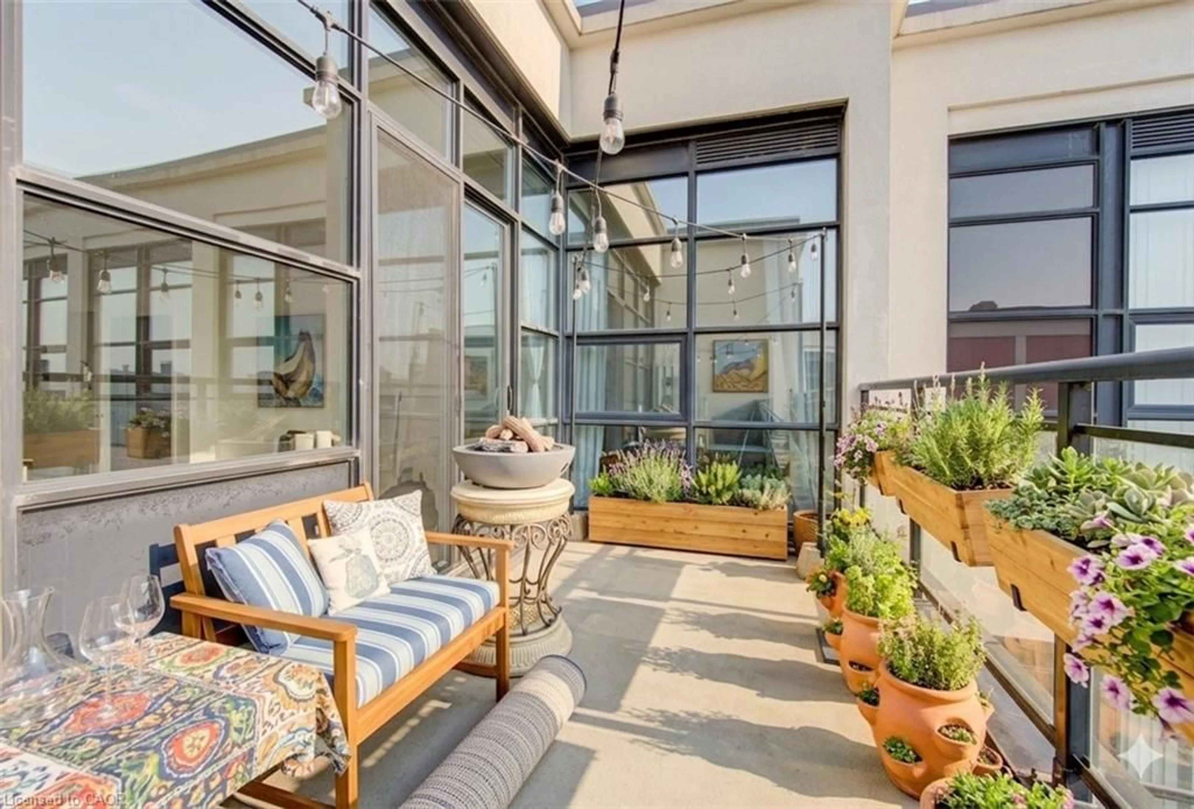 Patio, unknown for 404 King St #607, Kitchener Ontario N2G 4Z9