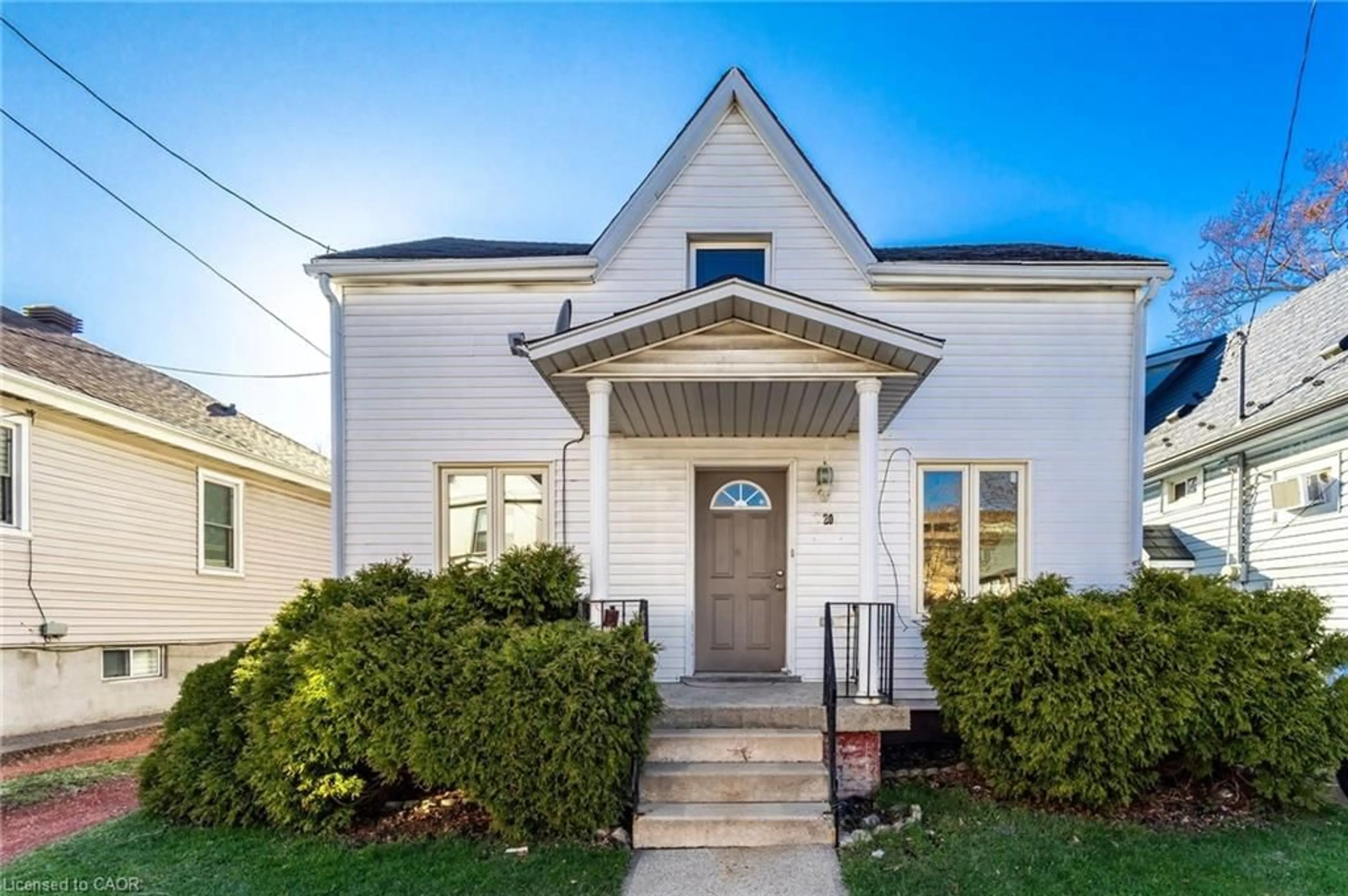 Unknown for 20 East 27th St, Hamilton Ontario L8V 2E7