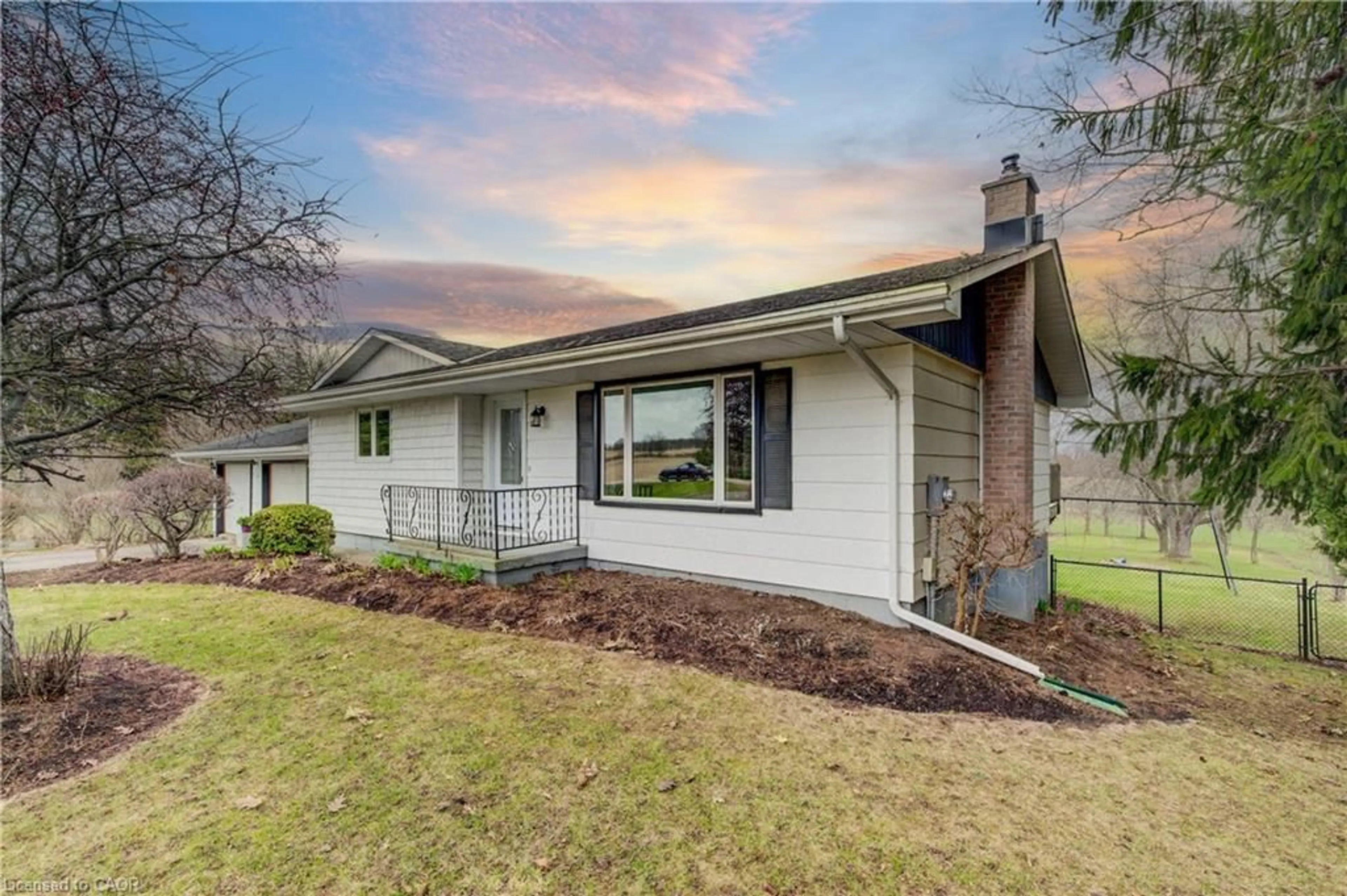 Home with vinyl exterior material, street for 59 Washington St, Washington Ontario N0J 1B0