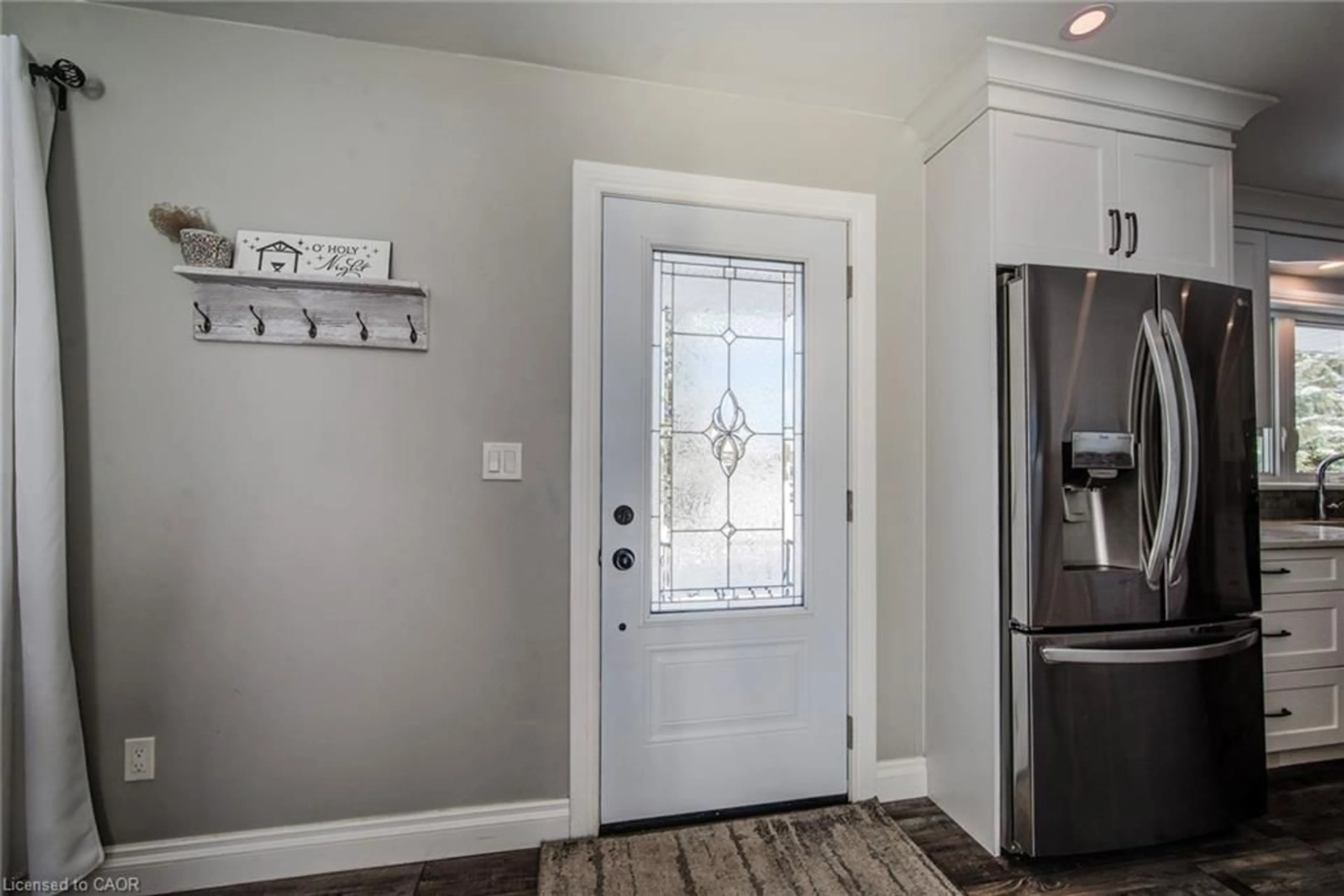 Indoor entryway for 59 Washington St, Washington Ontario N0J 1B0