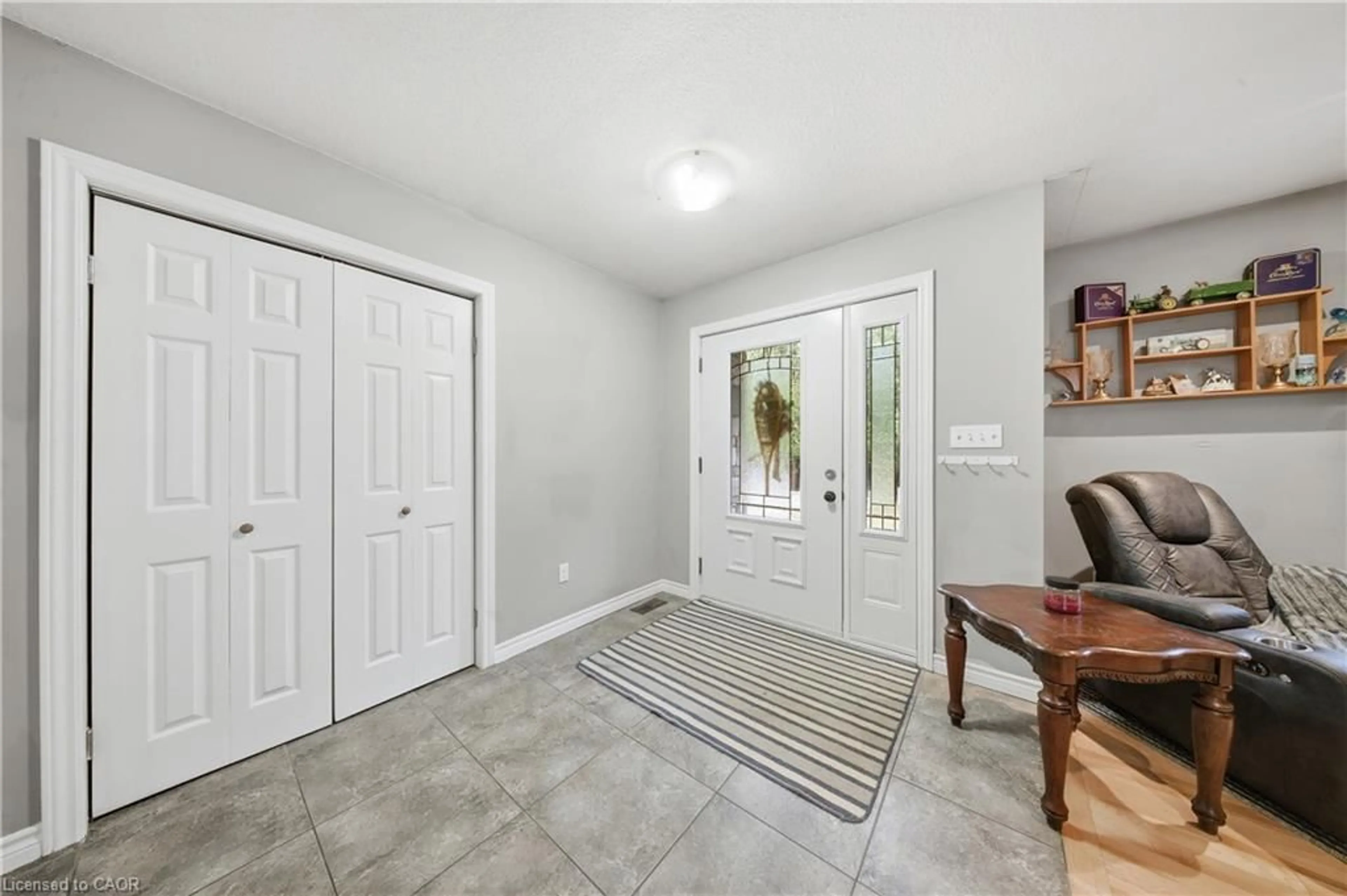 Indoor entryway for 90806 Driftwood Beach Rd, Clifford Ontario N0G 1M0