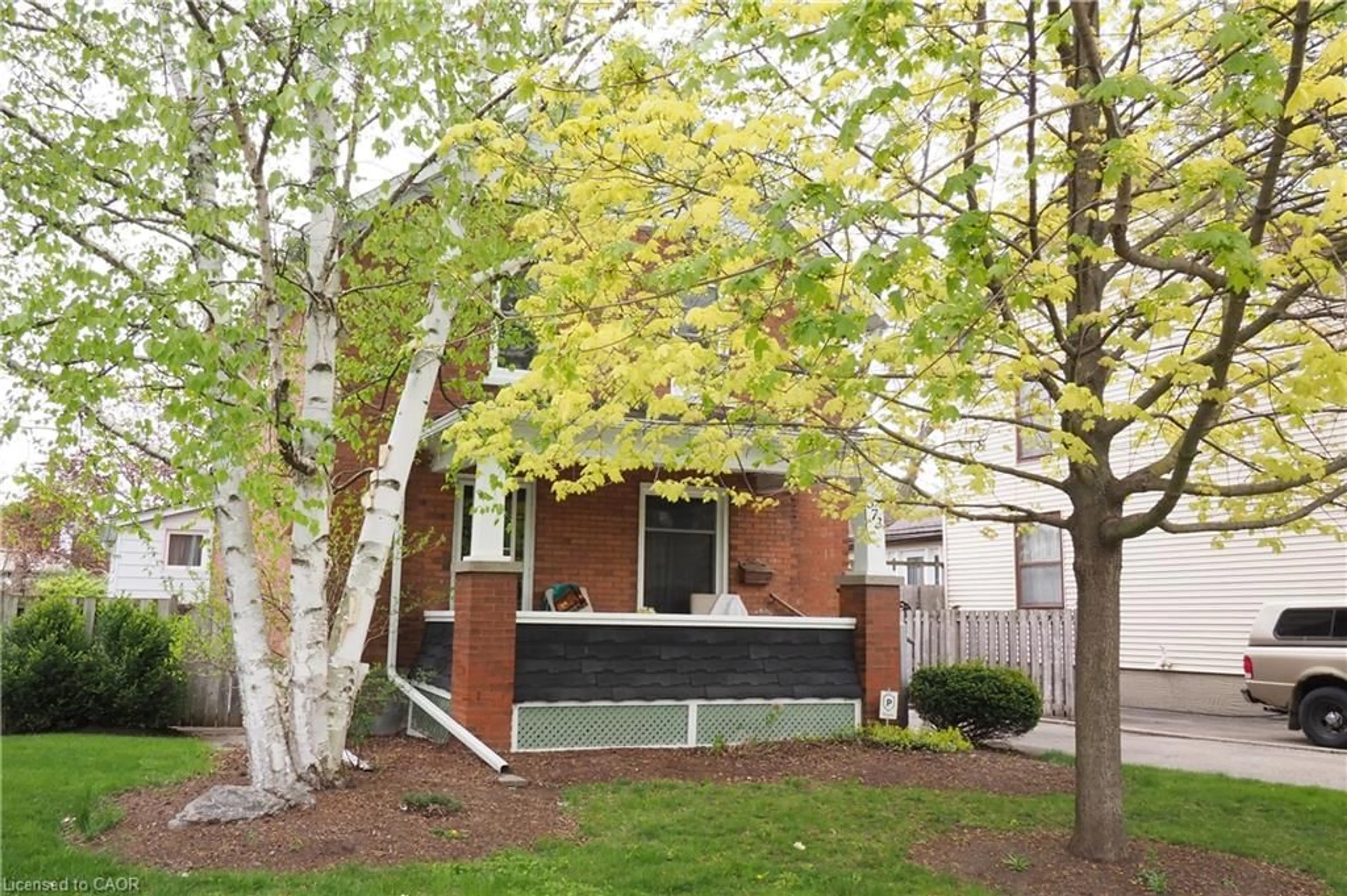 Unknown for 373 Garden St, Cambridge Ontario N3H 4C8