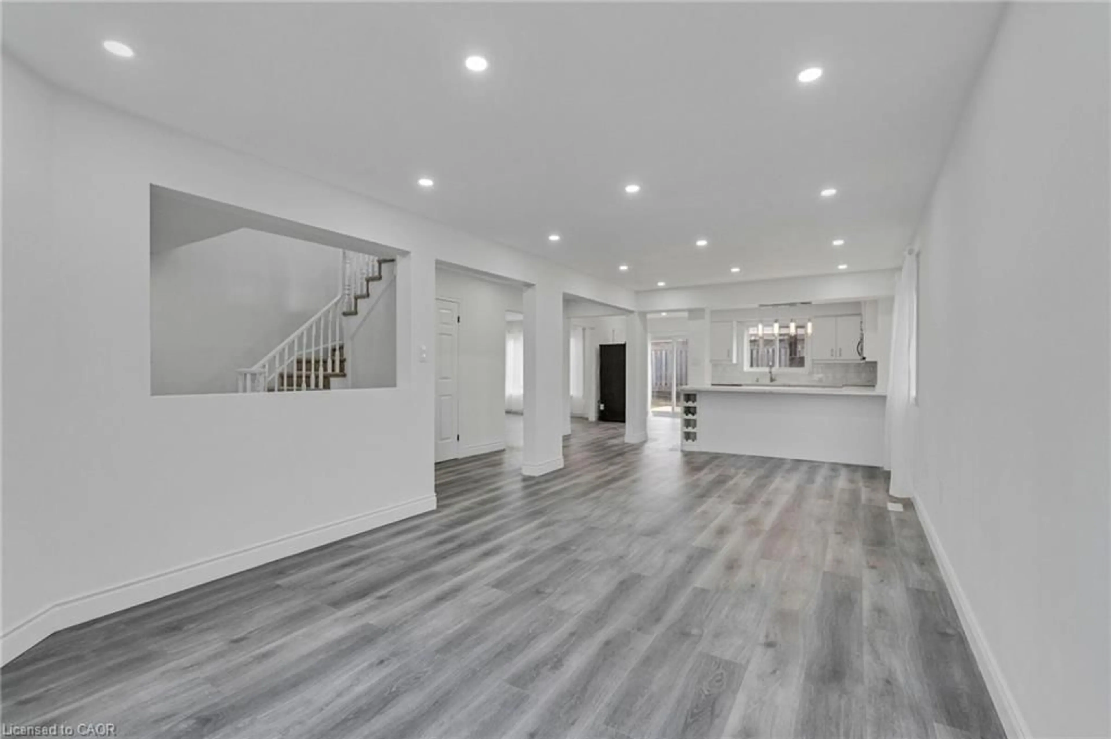 Unknown for 168 Fusilier Dr, Hamilton Ontario L9B 2C8