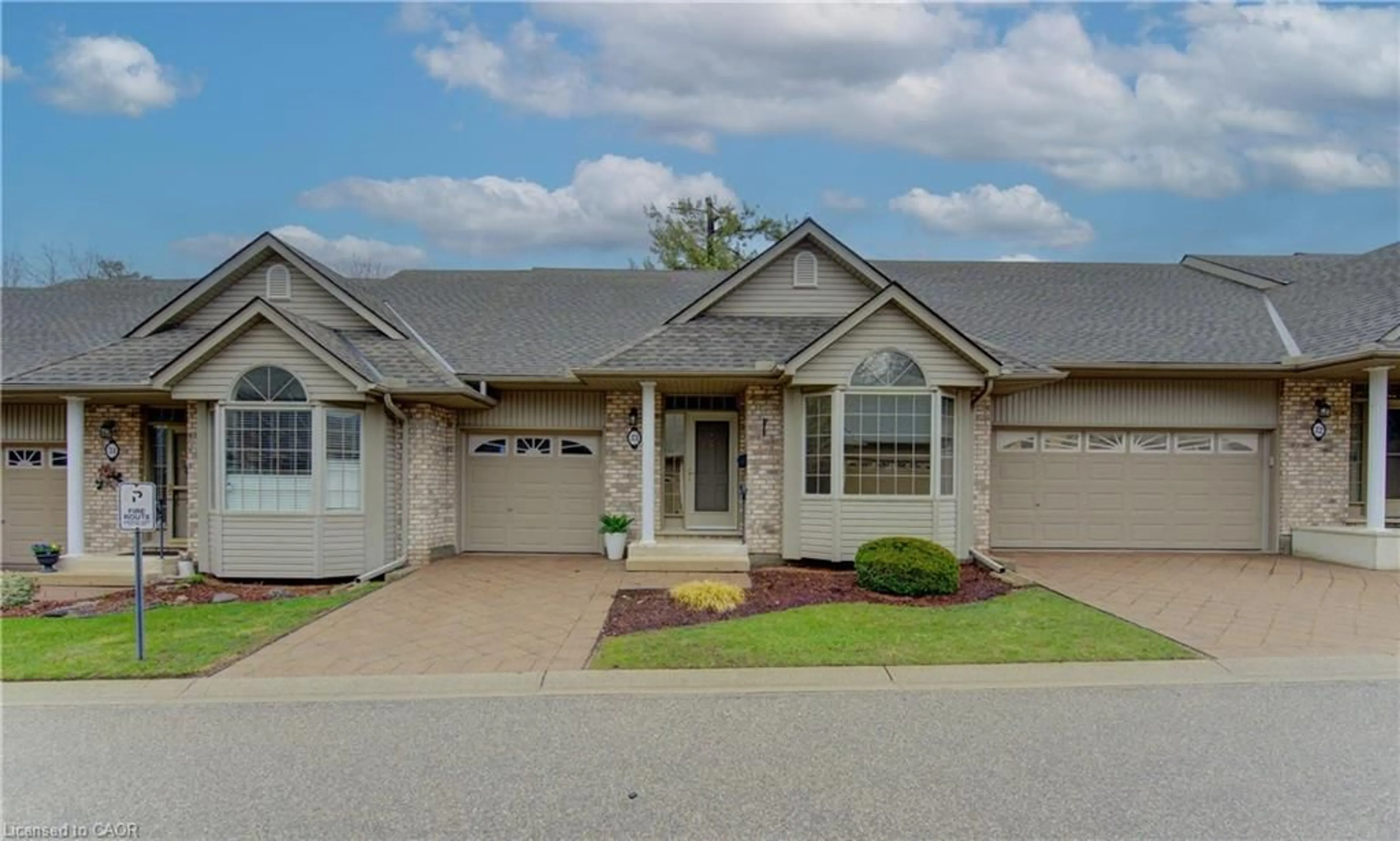 Unknown for 74 Autumn Ridge Trail #33, Kitchener Ontario N2P 2M5