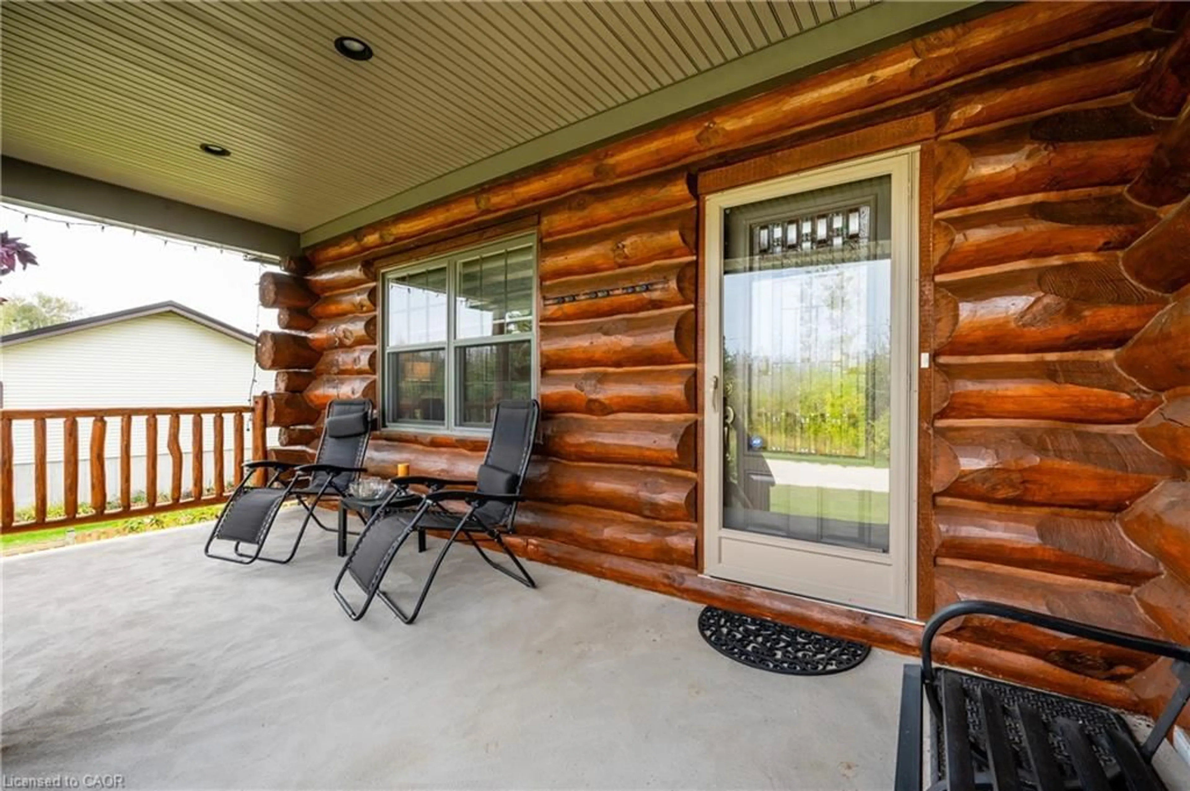 Patio, water/lake/river/ocean view for 171 Gosford St, Southampton Ontario N0H 2L0