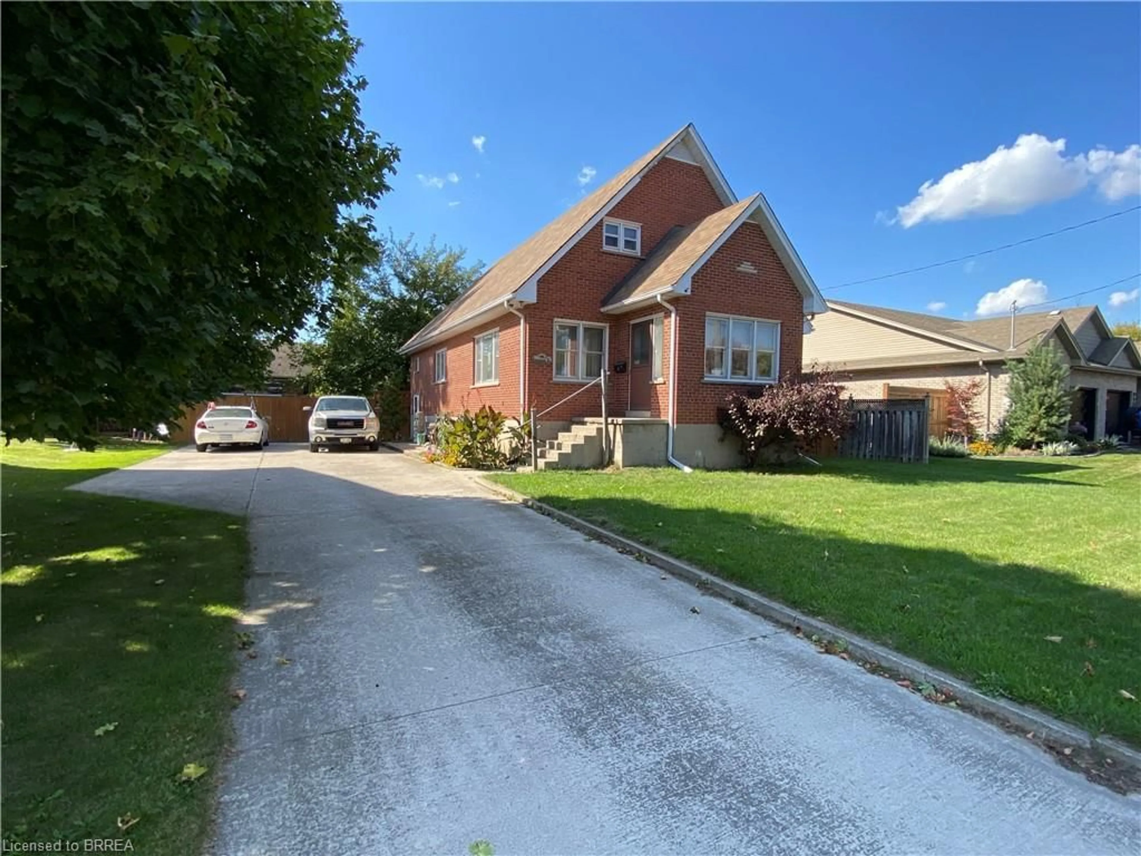 Home with brick exterior material, street for 66 Rowanwood Ave, Brantford Ontario N3S 7C6