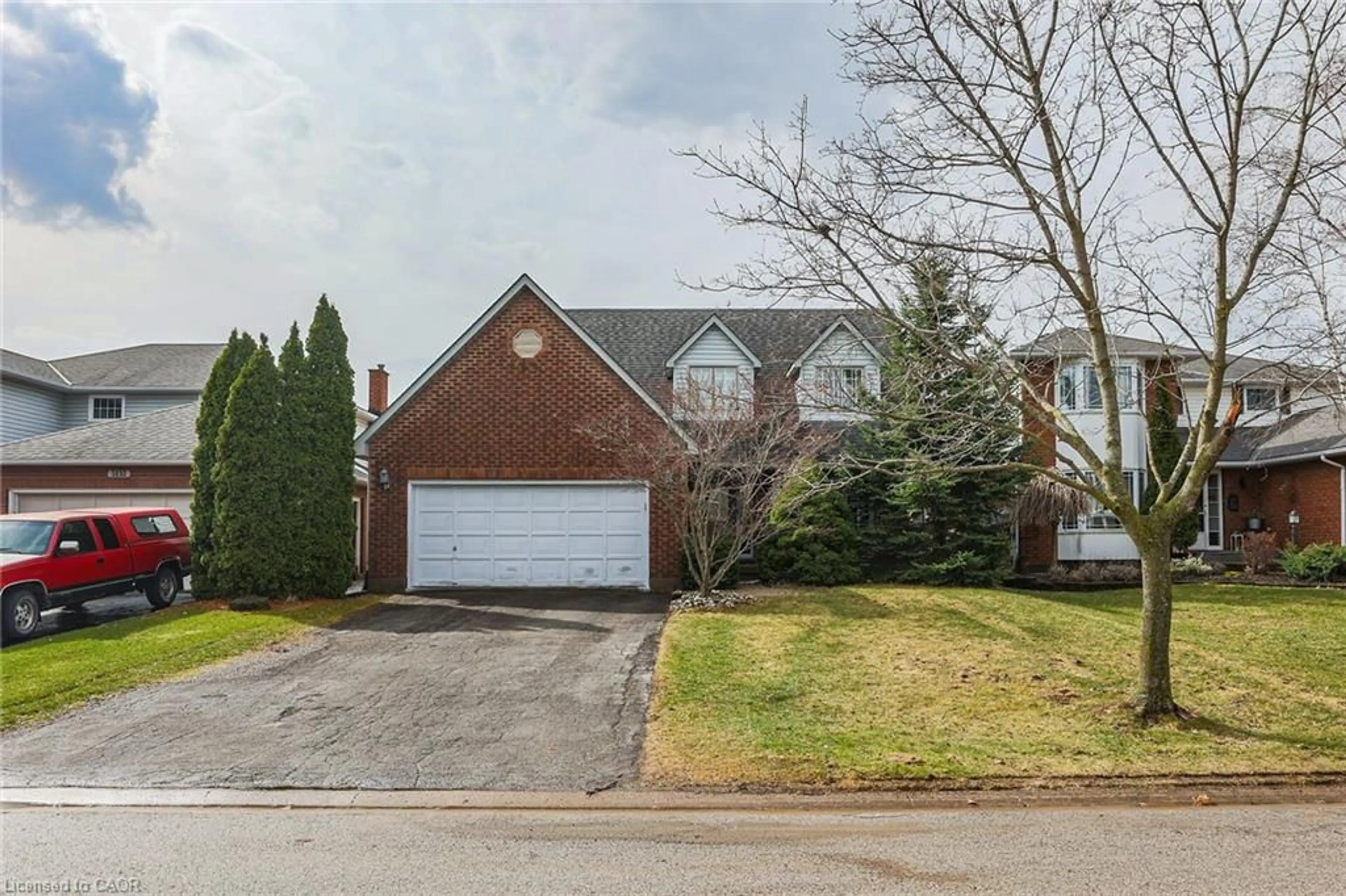 Home with brick exterior material, street for 5134 Oakwood Ave, Beamsville Ontario L0R 1B8