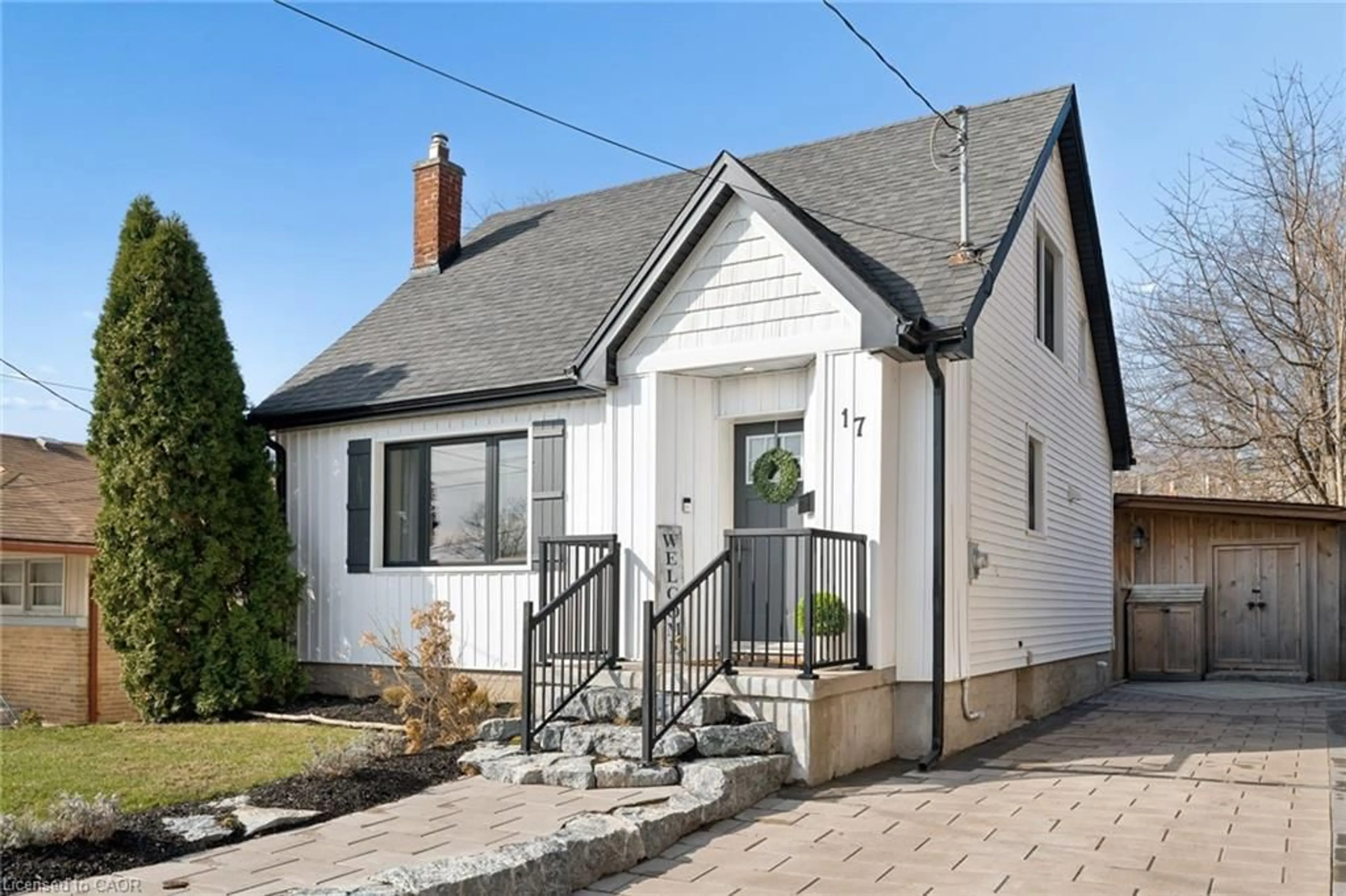 Home with brick exterior material, street for 17 Barclay Ave, Kitchener Ontario N2M 4B2