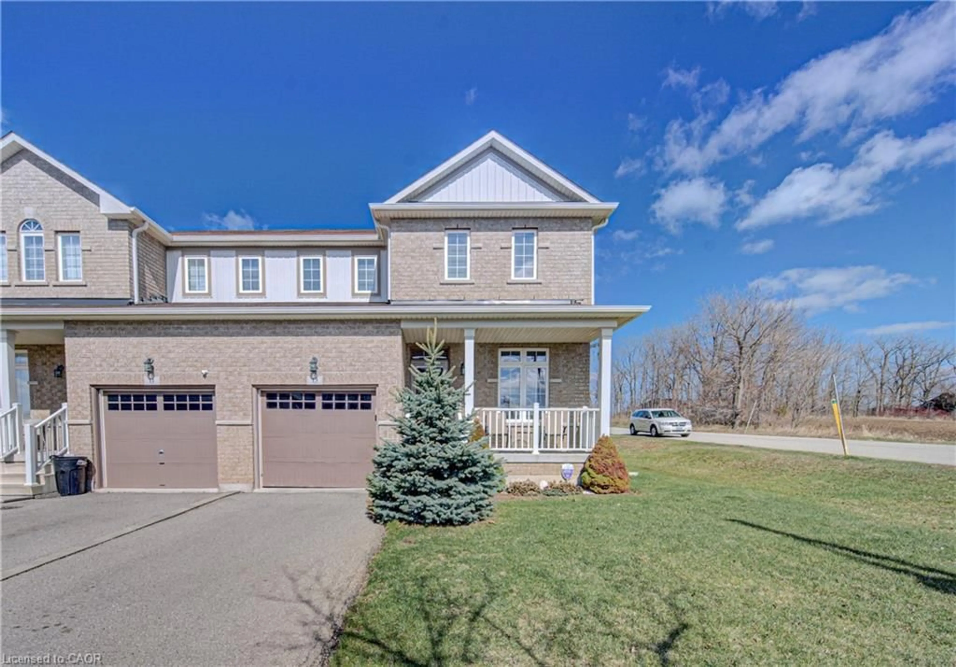 A pic from outside/outdoor area/front of a property/back of a property/a pic from drone, street for 13 Rusk Terr, Waterdown Ontario L8B 0W2