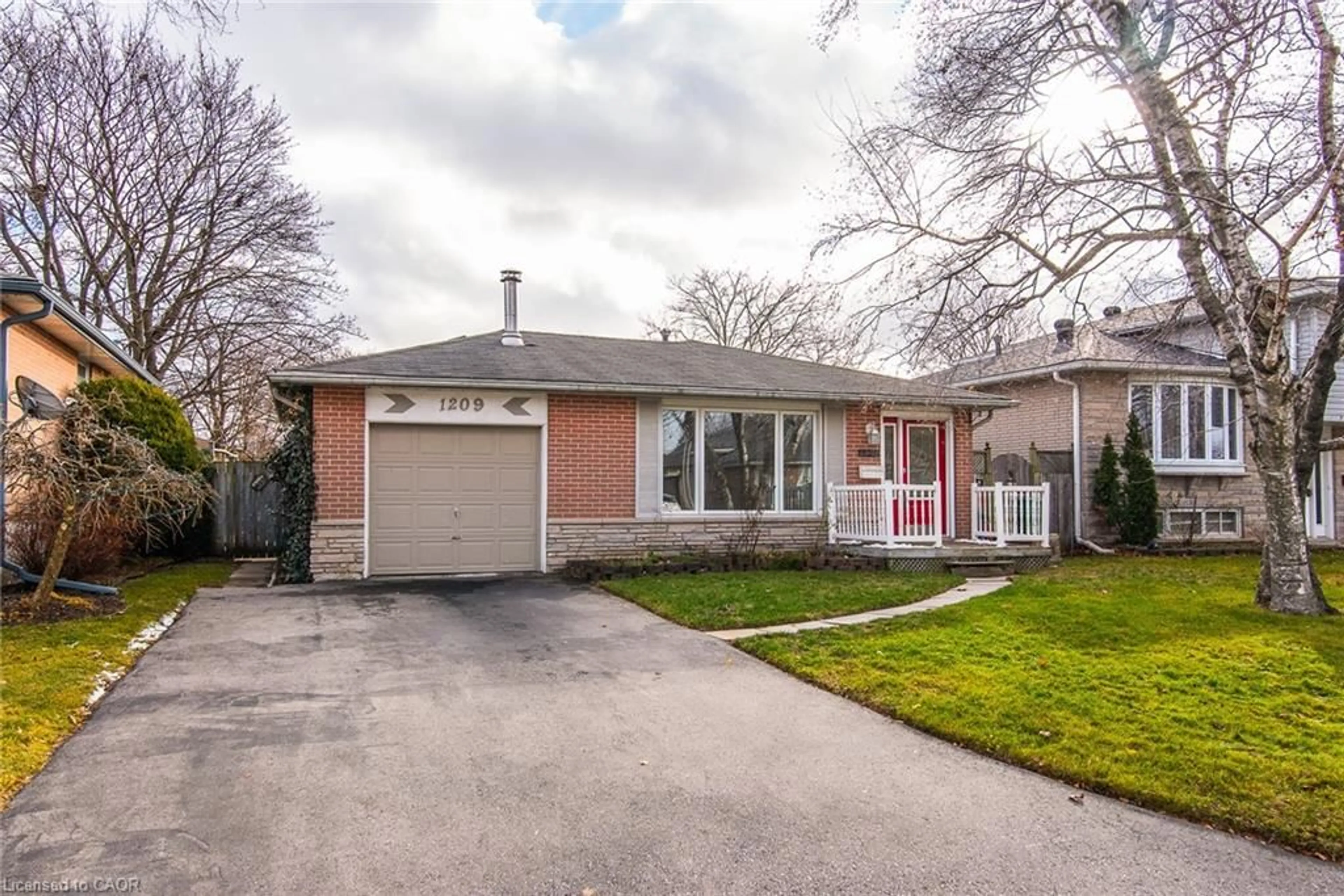 Home with brick exterior material, street for 1209 Valentine Dr, Cambridge Ontario N3H 2P1