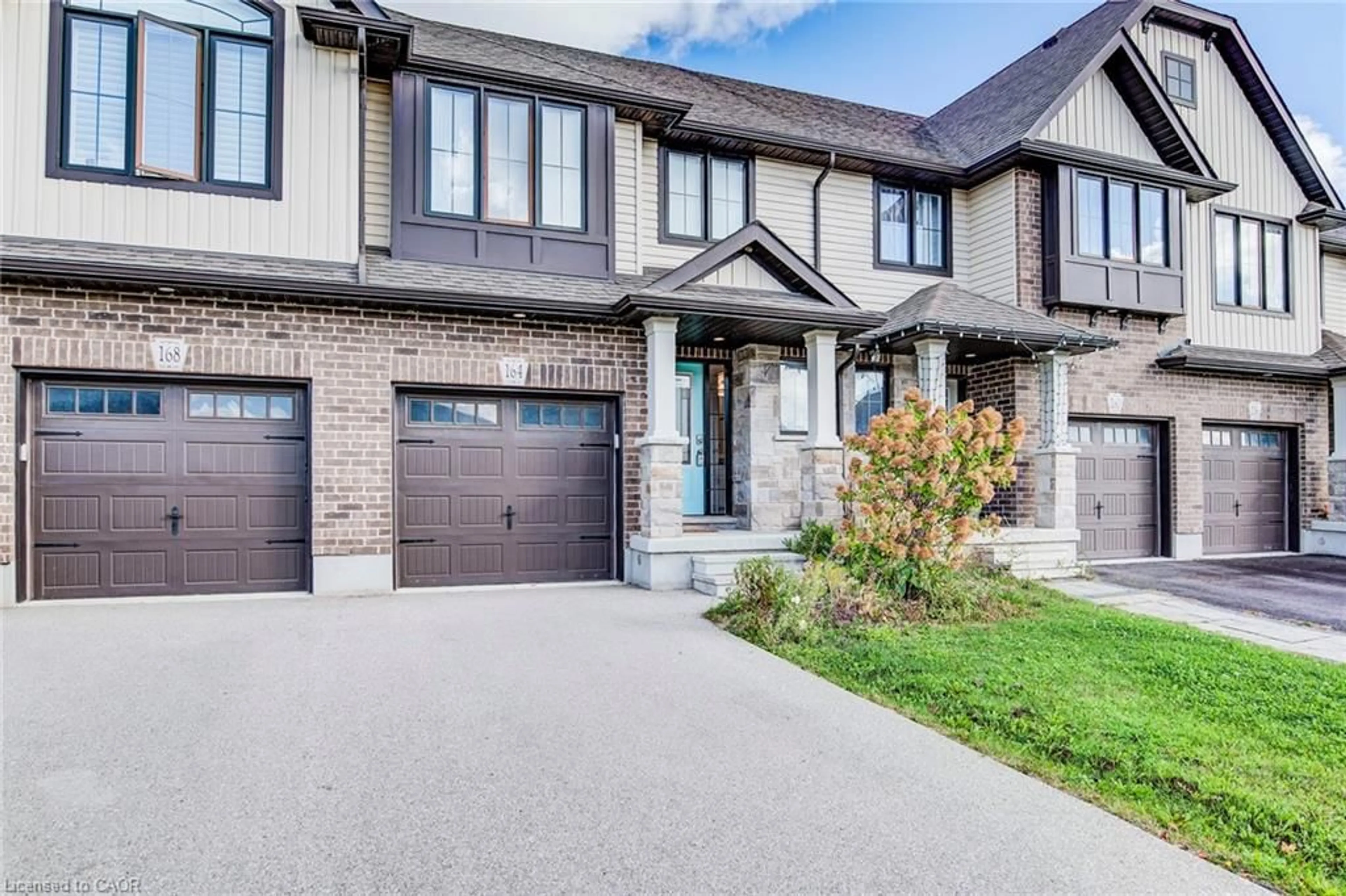 Home with brick exterior material, street for 164 William St, Elmira Ontario N3B 0C2