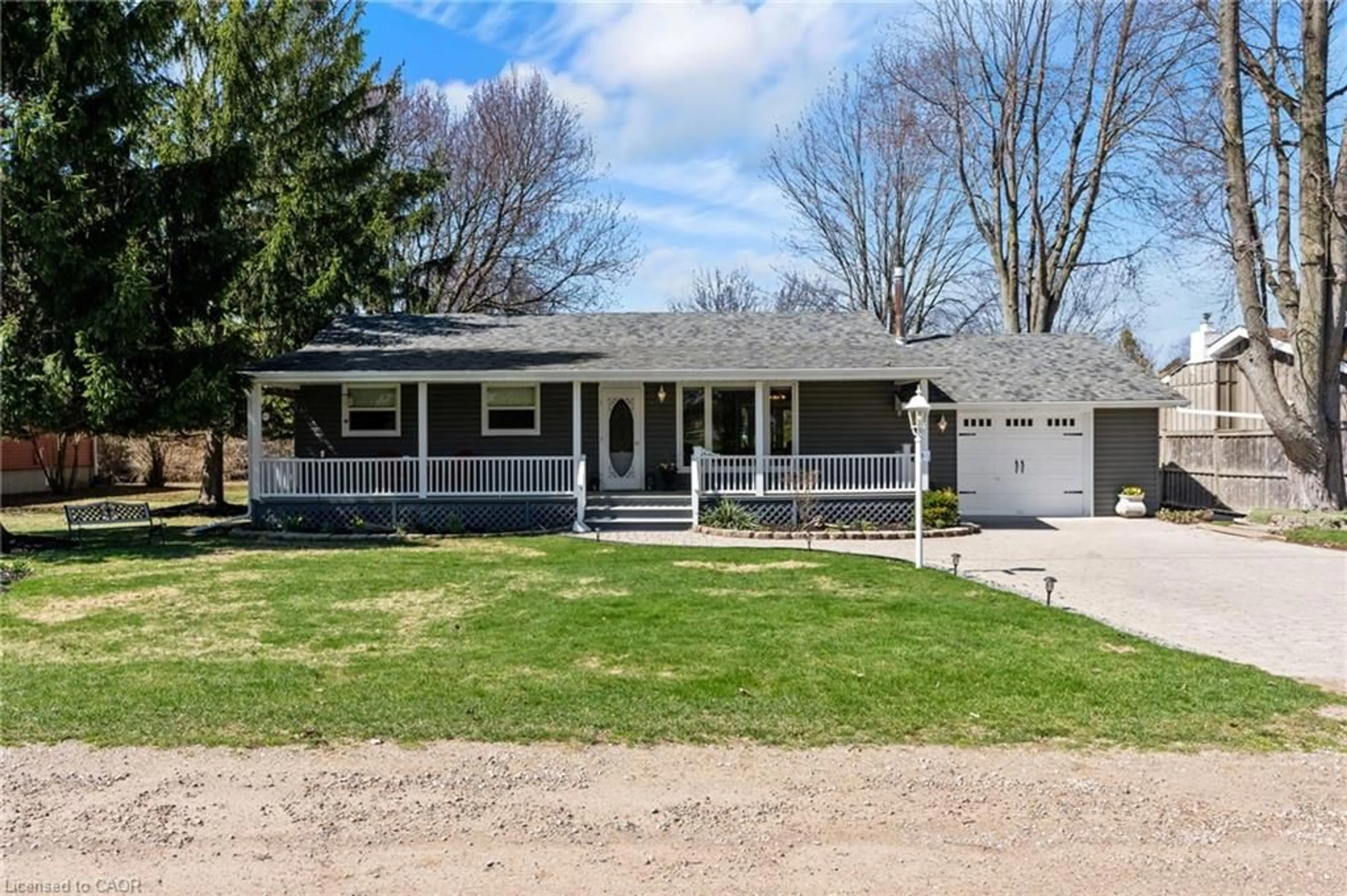 Home with vinyl exterior material, street for 72571 Duchess Cres, Zurich Ontario N0M 2T0