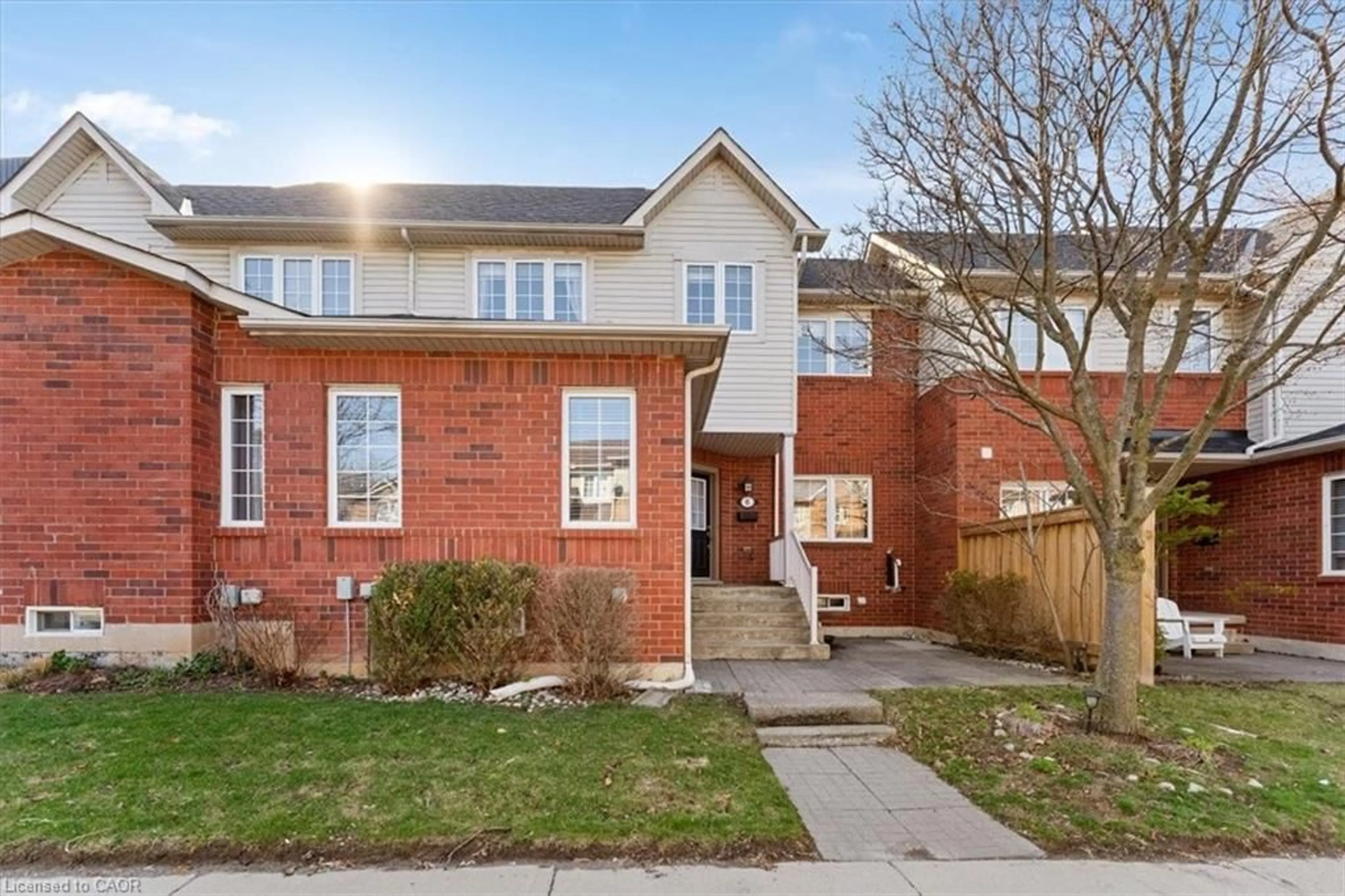 Home with brick exterior material, street for 100 Beddoe Dr #6, Hamilton Ontario L8P 4Z2