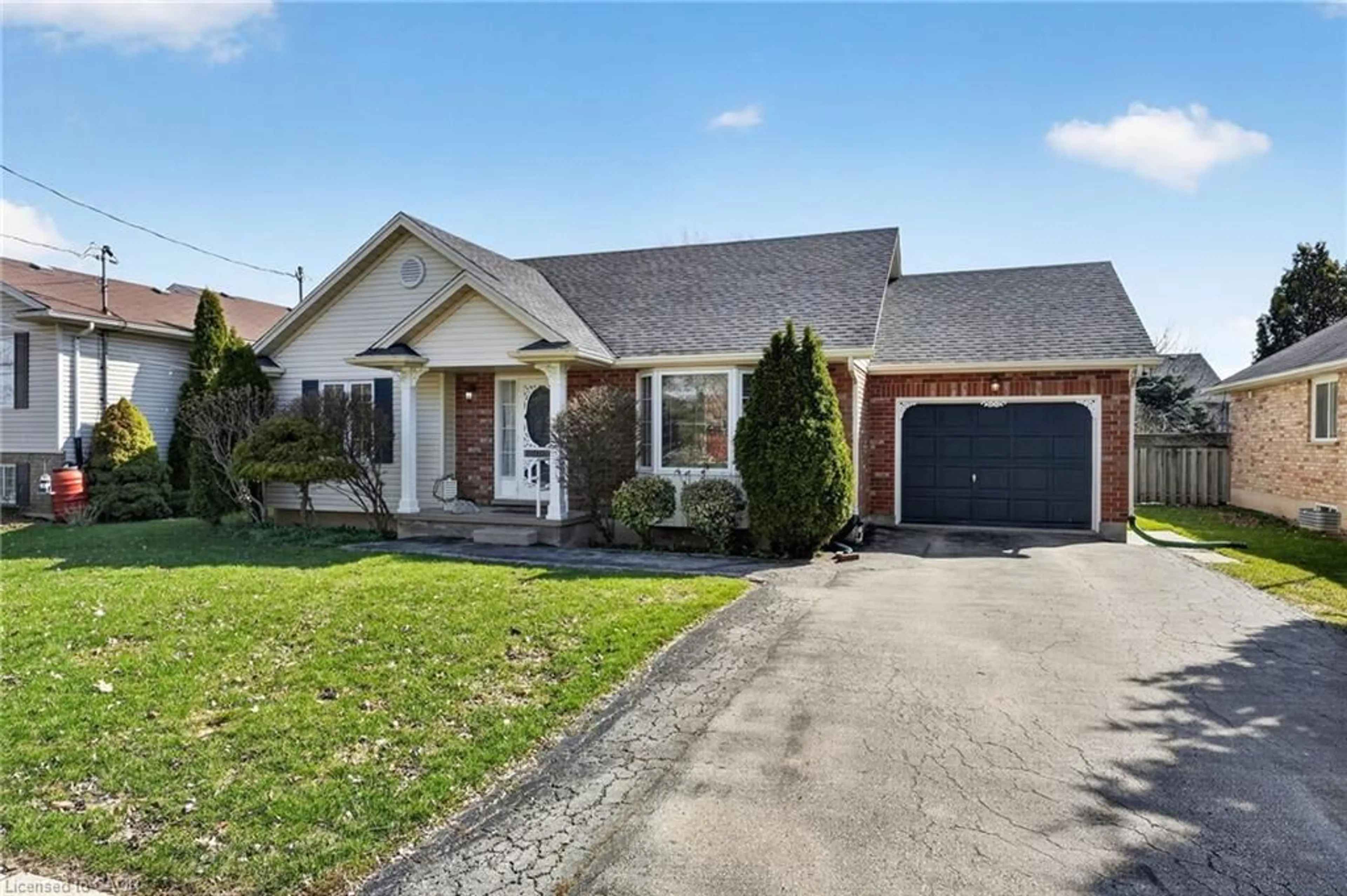 Home with brick exterior material, street for 2469 Shurie Rd, Smithville Ontario L0R 2A0