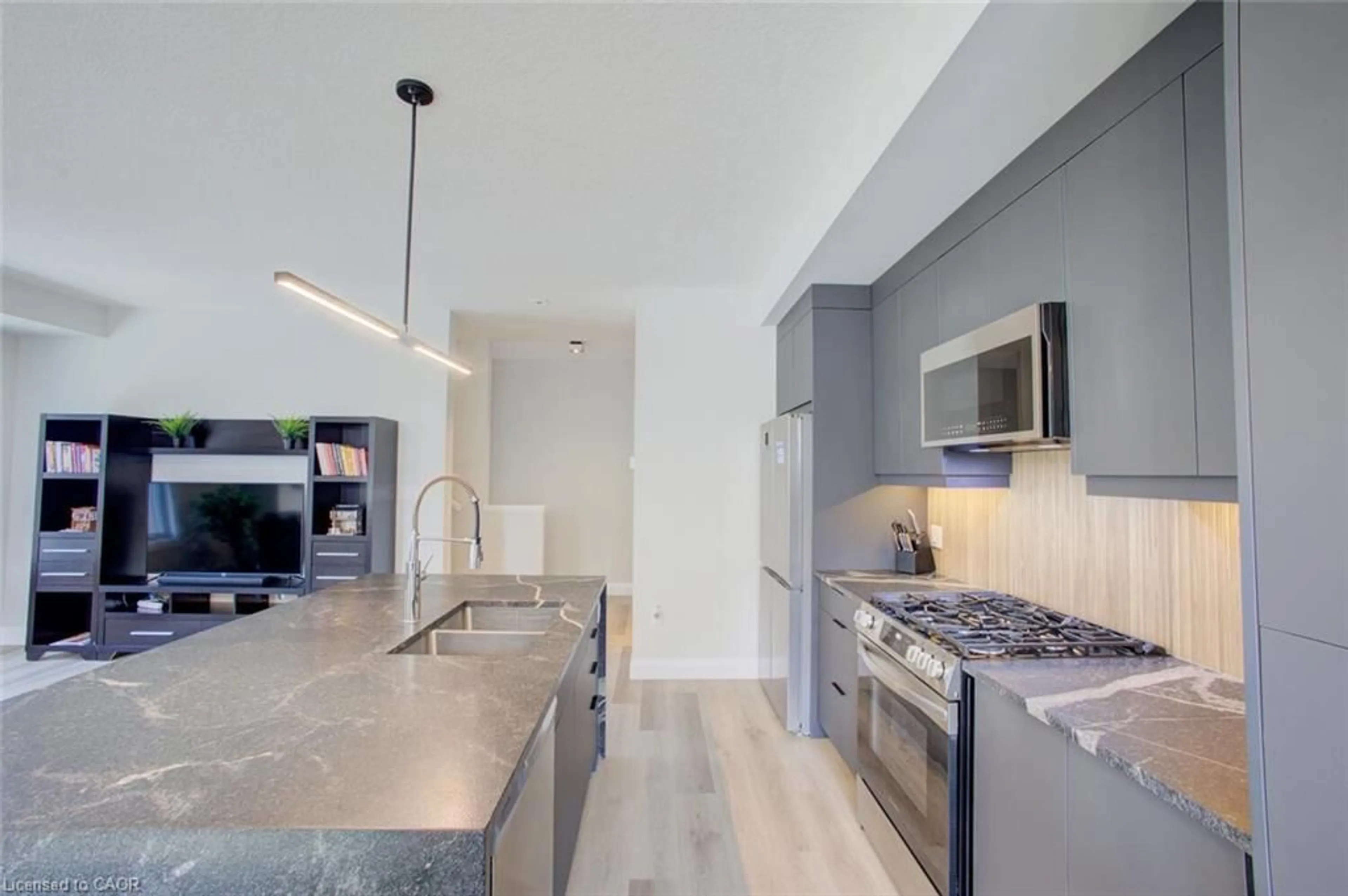 Contemporary kitchen, unknown for 143 Elgin St #91, Cambridge Ontario N1R 0E1