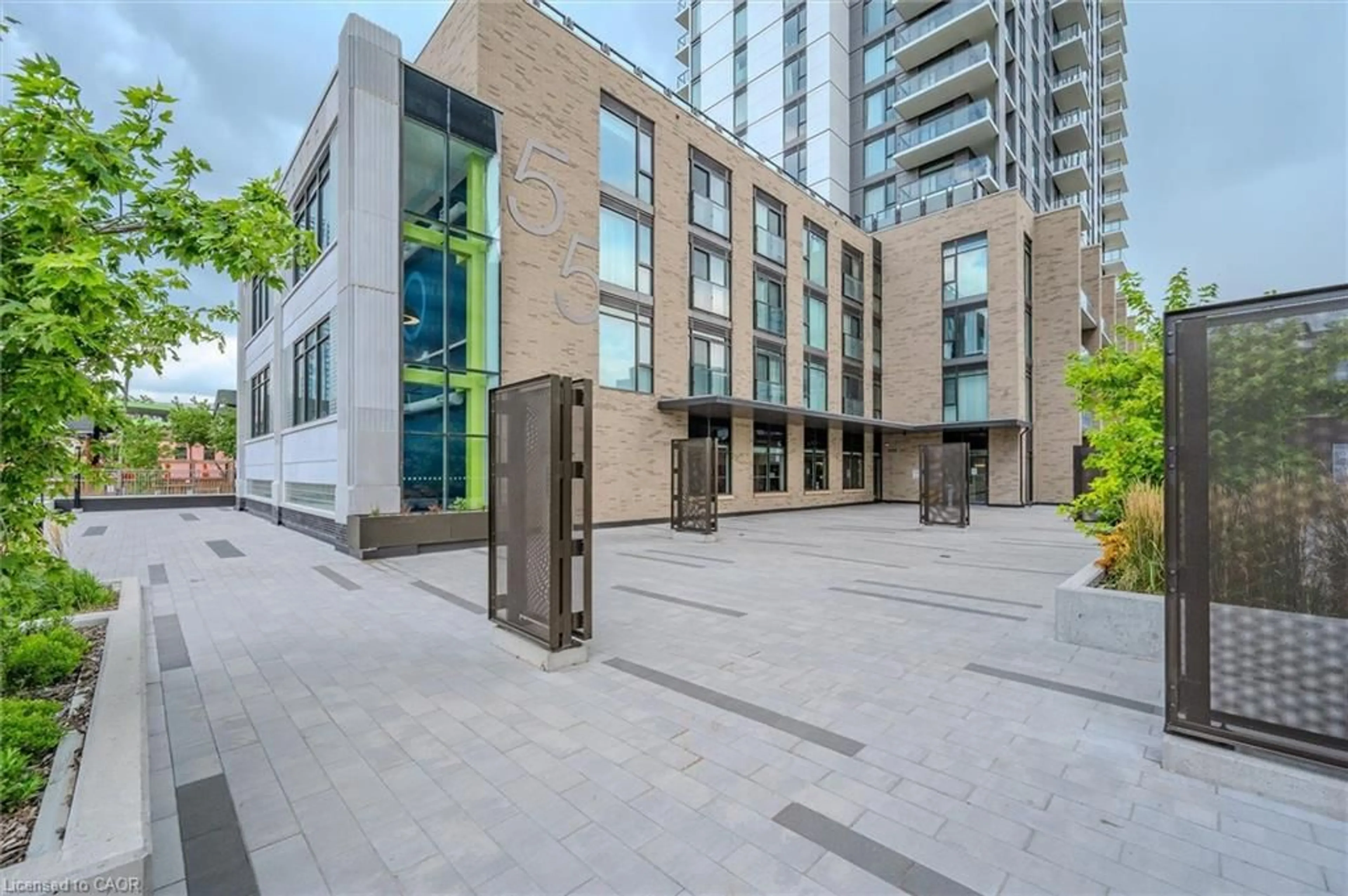 Unknown for 55 Duke St #323, Kitchener Ontario N2H 0C9