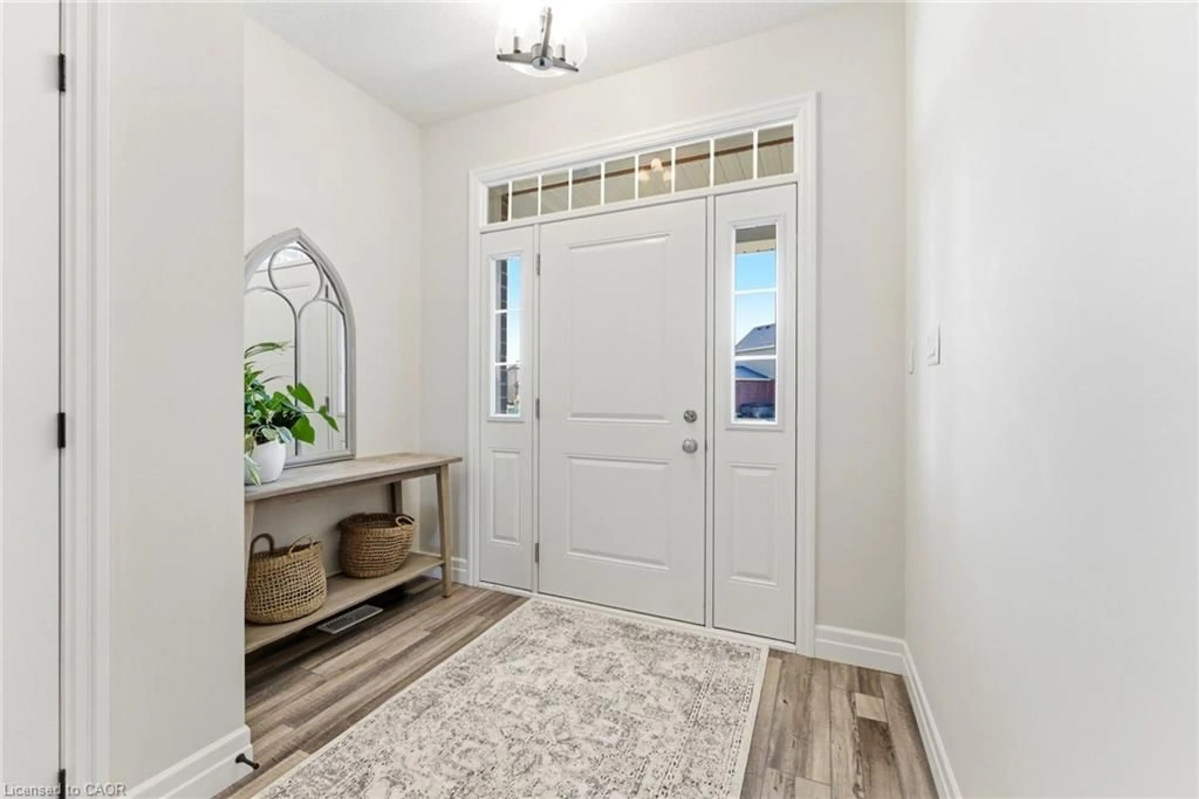 Indoor entryway for 163 Holley Ave, Tavistock Ontario N0B 2R0