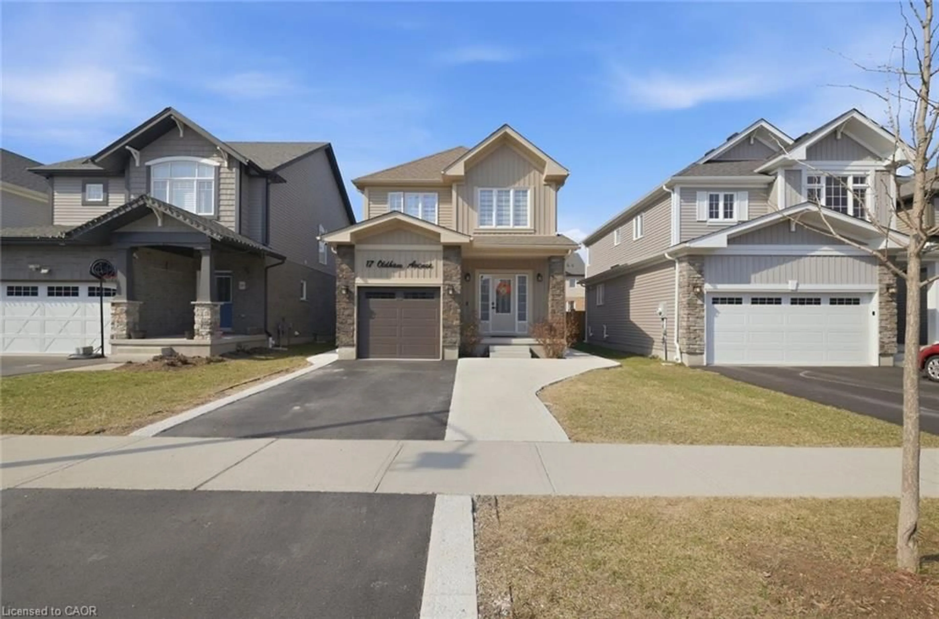 Unknown for 17 Oldham Ave, Paris Ontario N3L 0G7