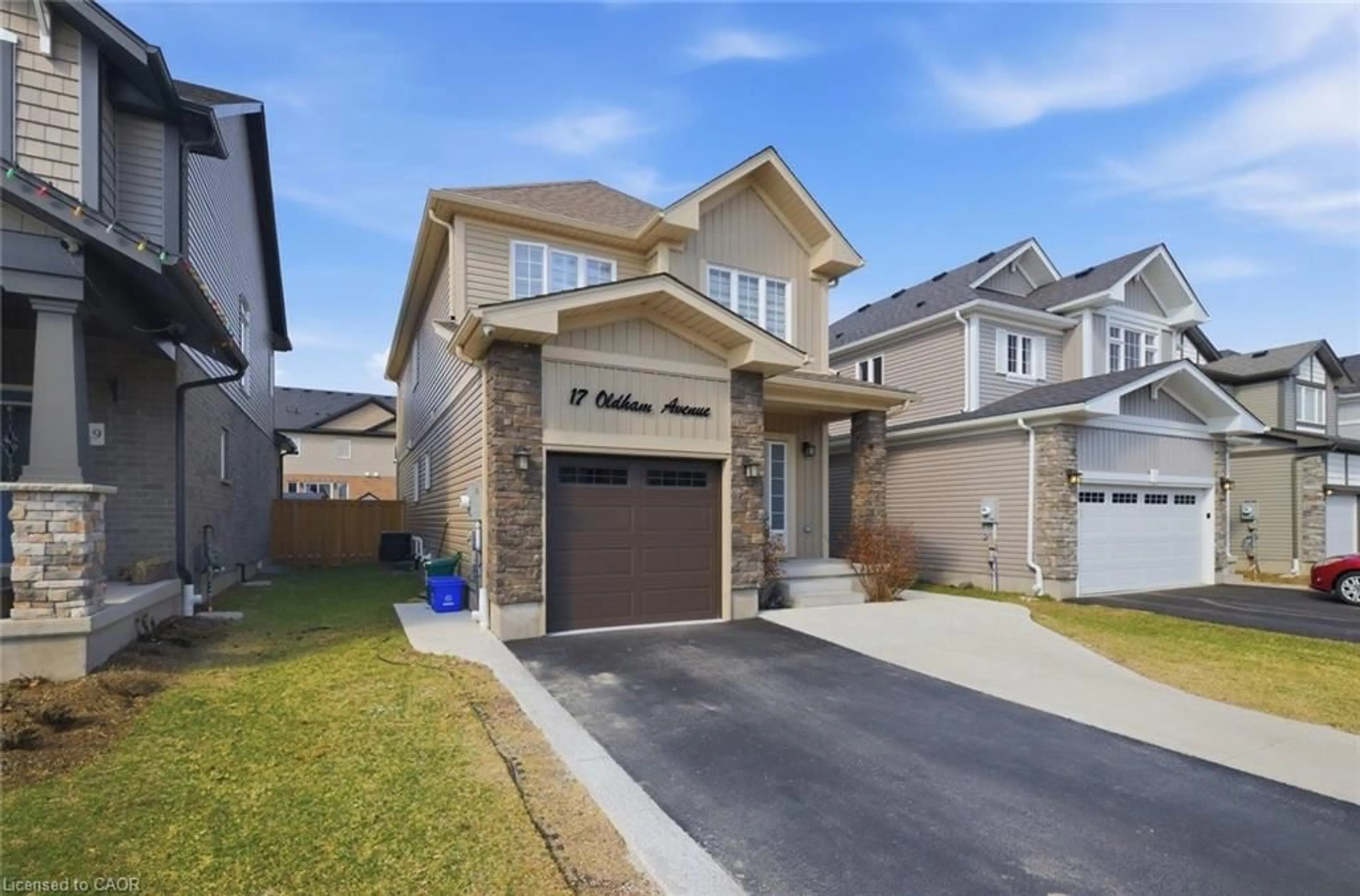 Unknown for 17 Oldham Ave, Paris Ontario N3L 0G7