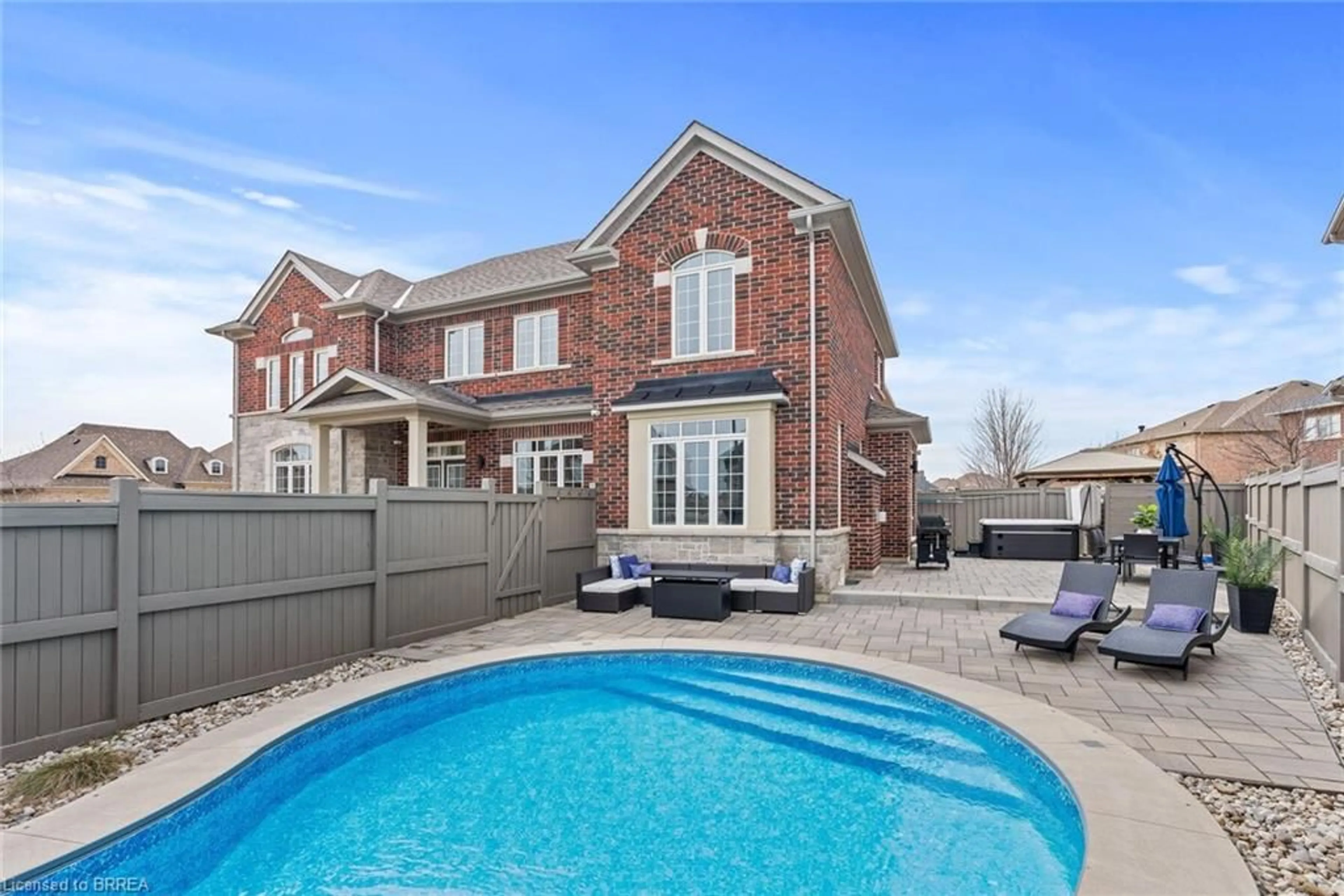 Pool for 67 Hidden Lake Trail, Georgetown Ontario L7G 0K6