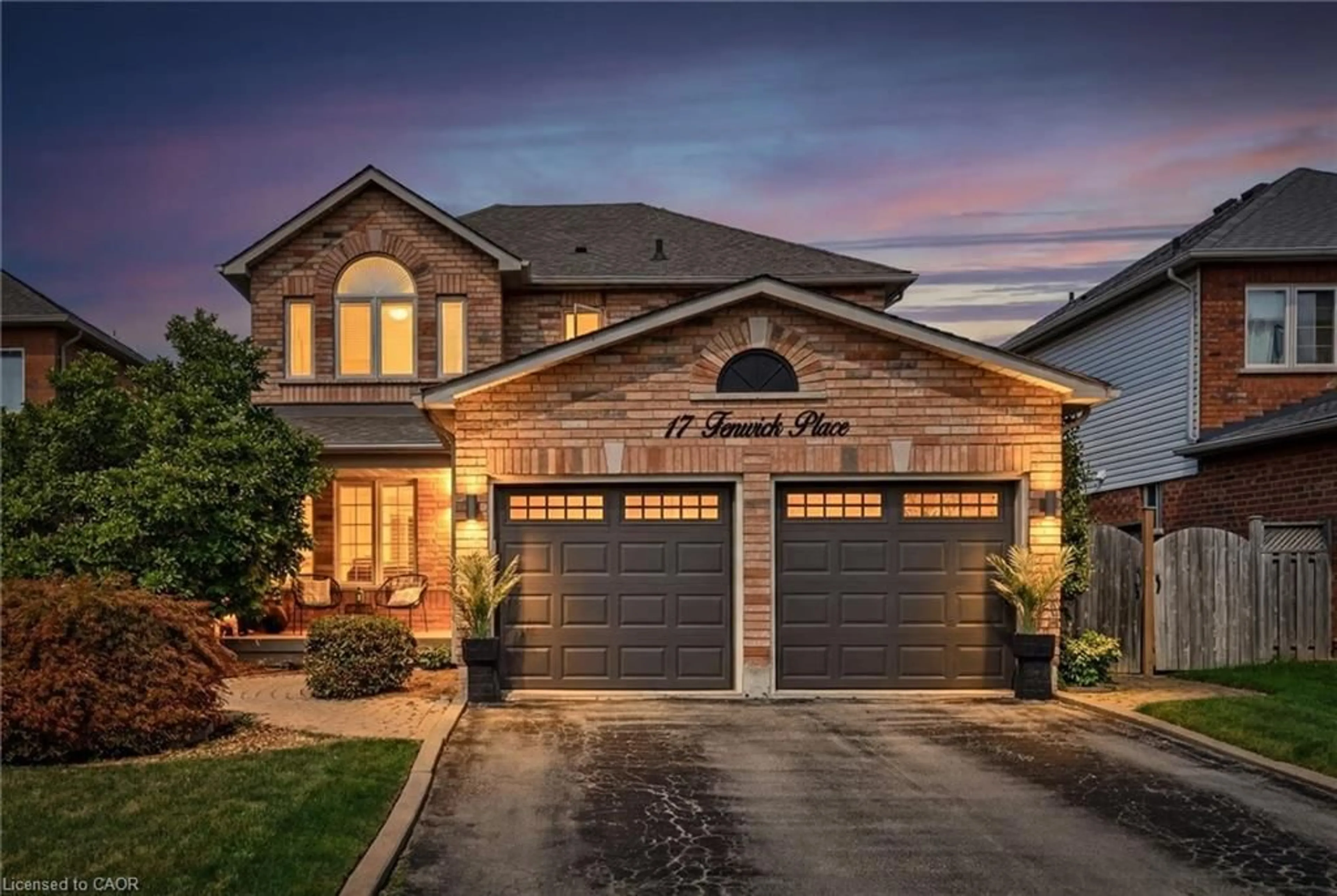 Home with brick exterior material, street for 17 Fenwick Pl, Waterdown Ontario L0R 2H5