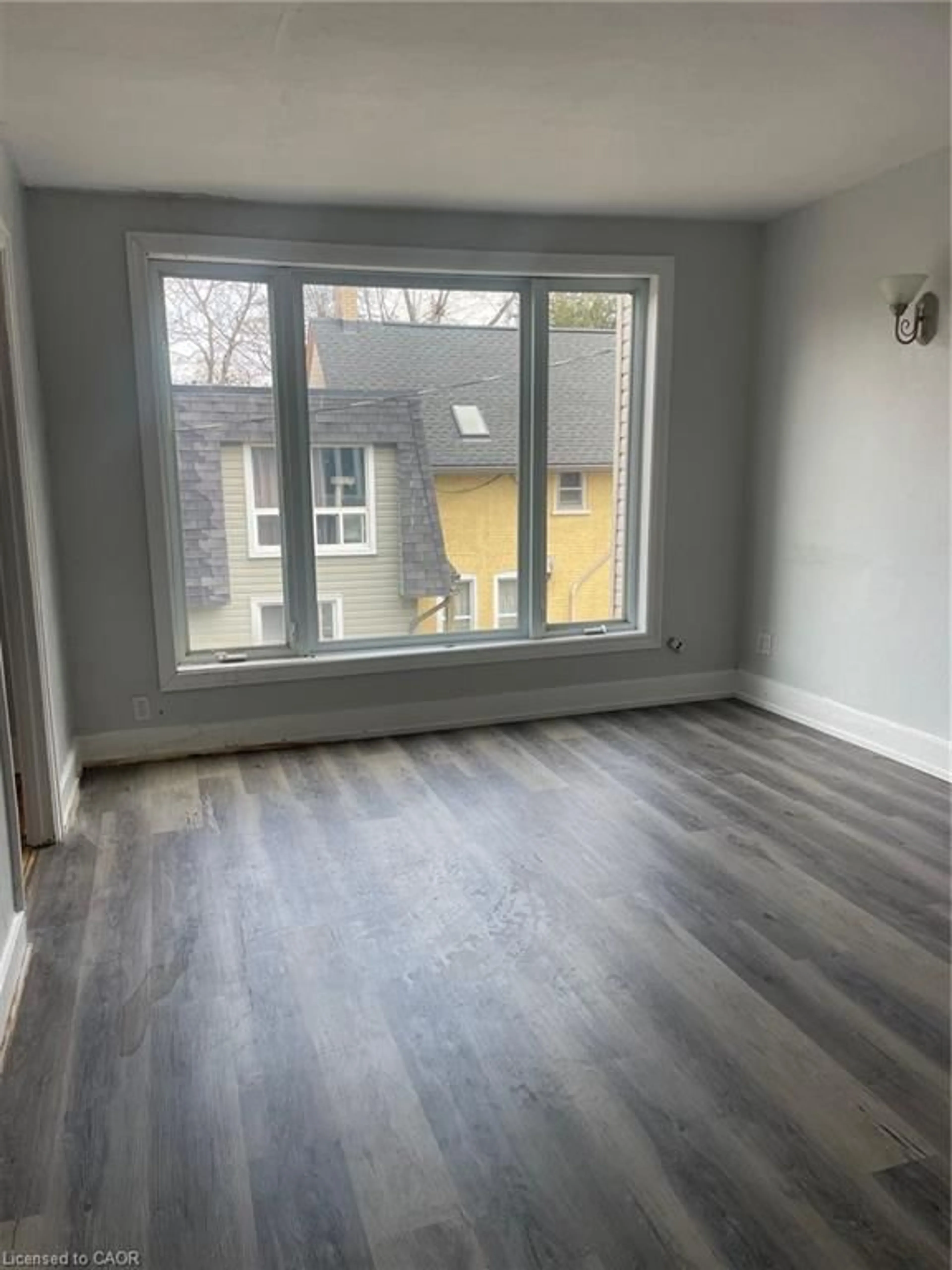 A pic of a room for 74 William St, Waterloo Ontario N2L 1J7