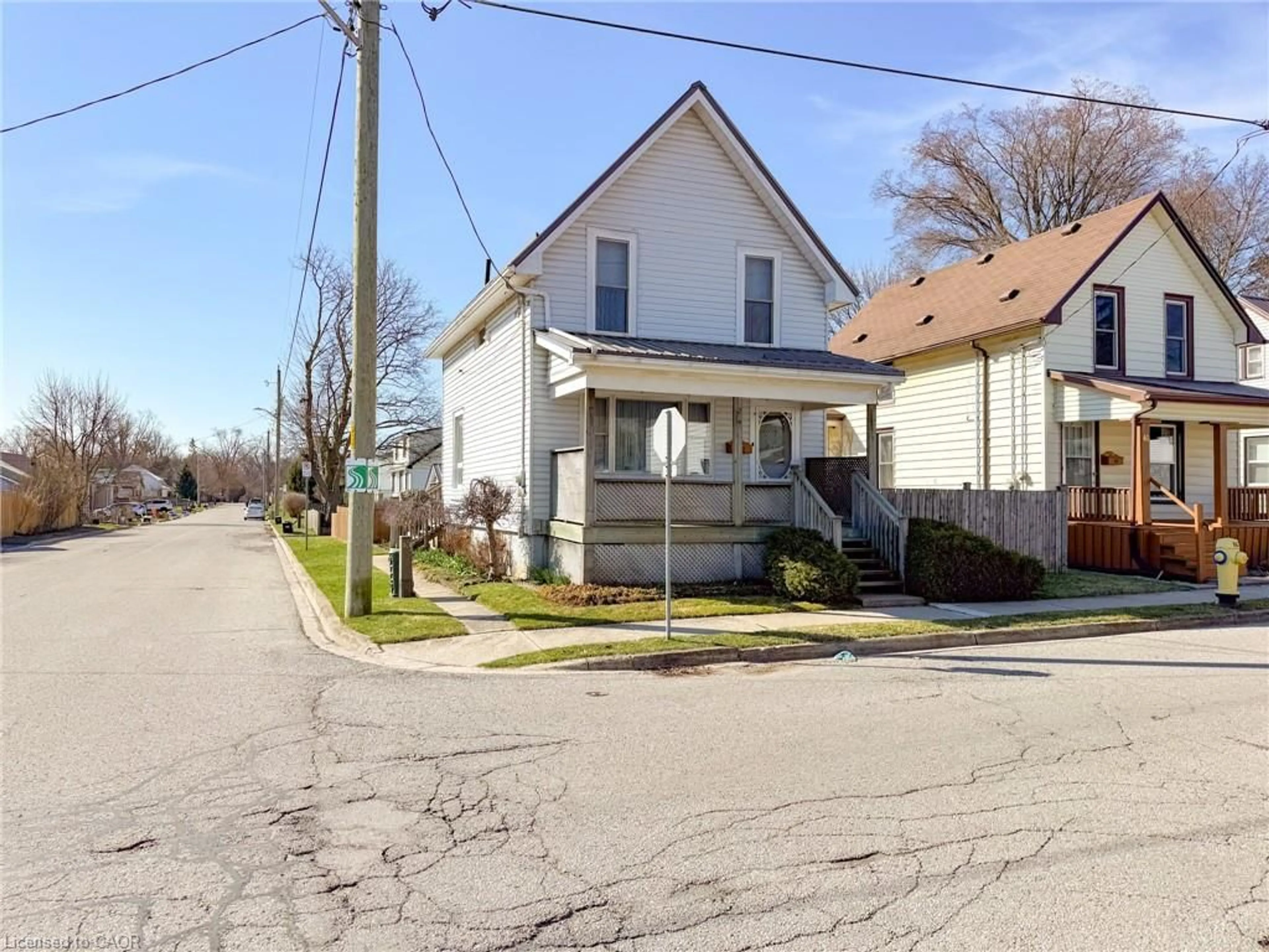 Unknown for 42 Patterson St, Simcoe Ontario N3Y 1J2