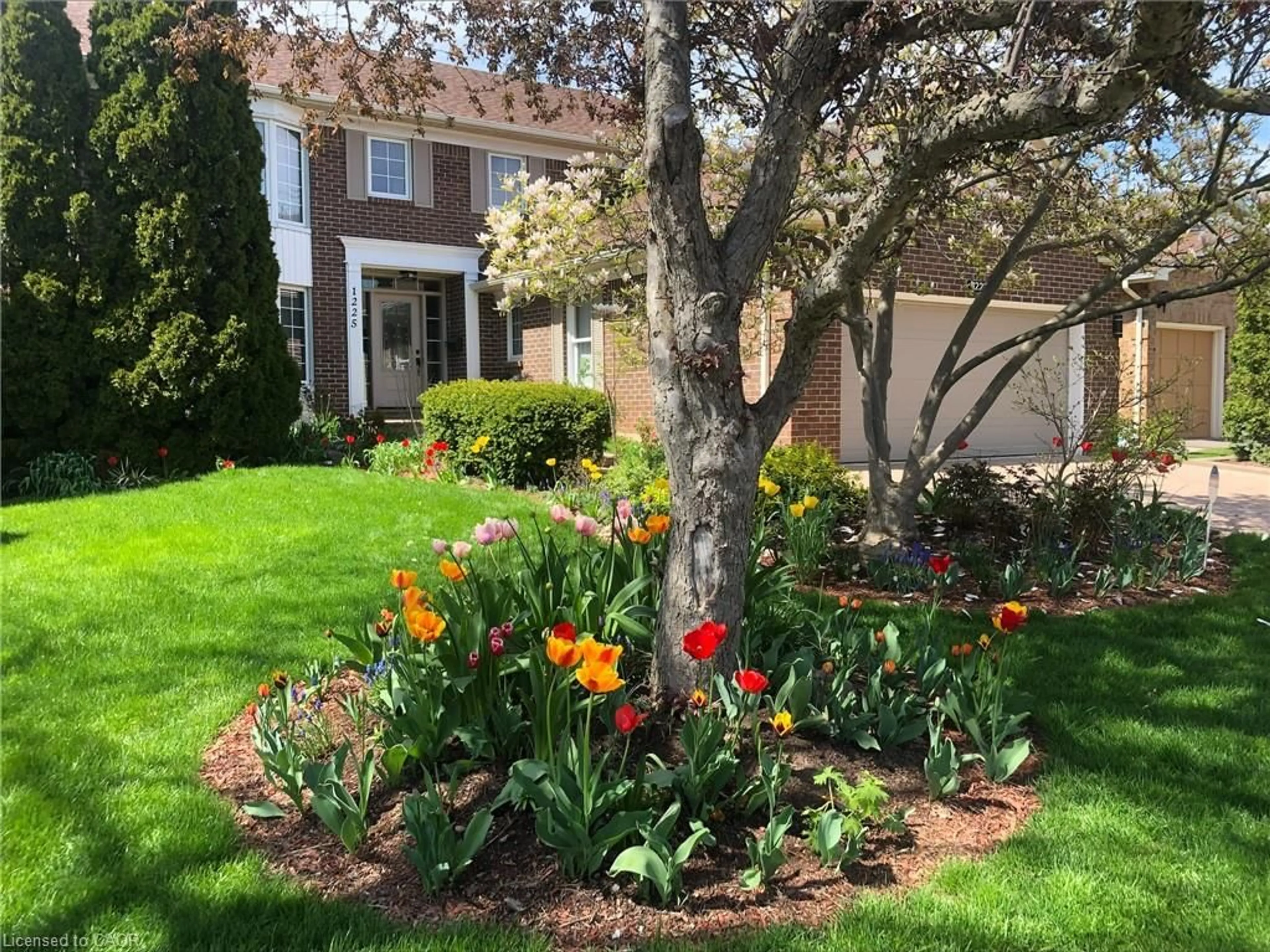 Unknown for 1225 Old Post Dr, Oakville Ontario L6M 1A5