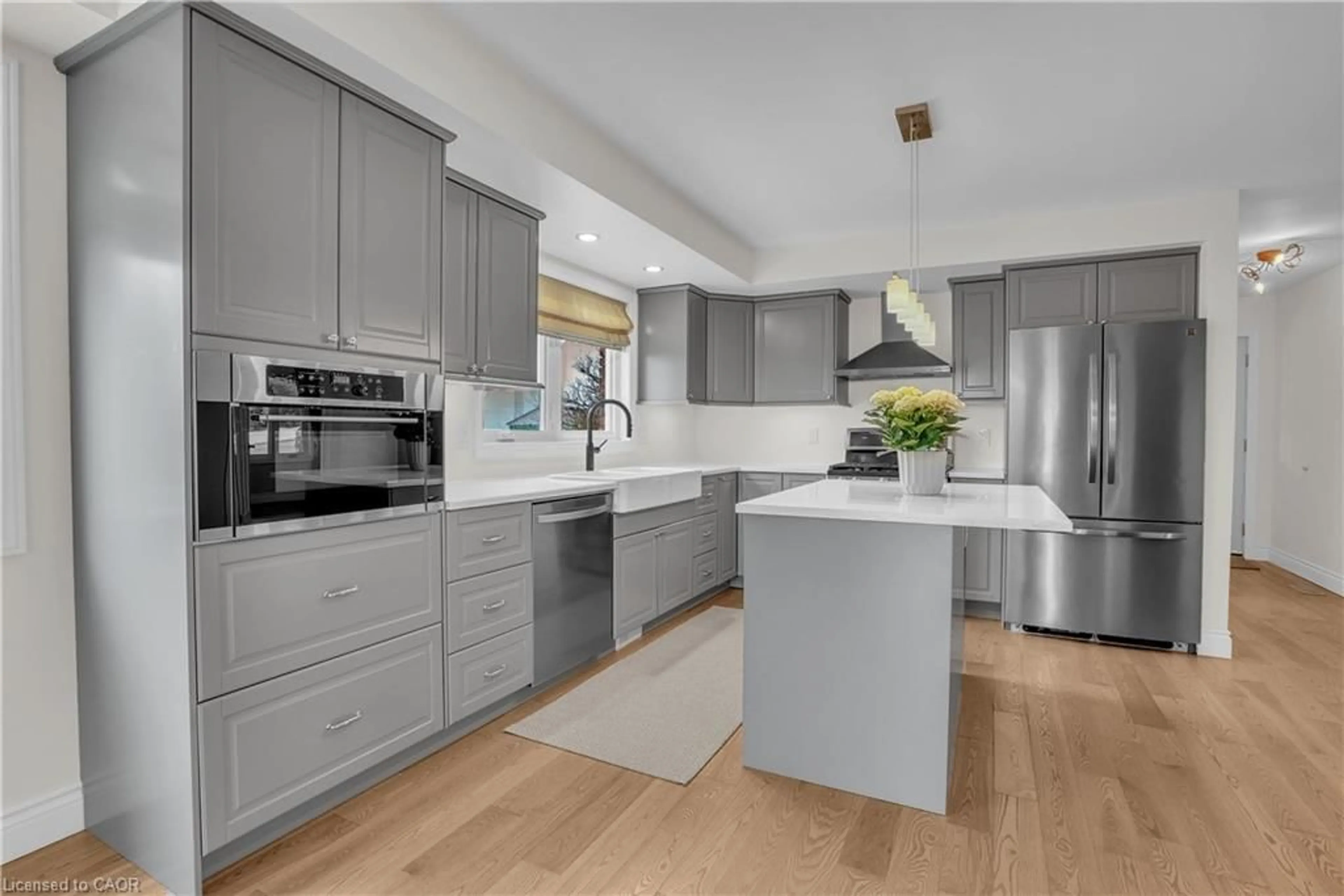 Open concept kitchen, unknown for 2219 County Rd 42, Clearview Ontario L0M 1S0