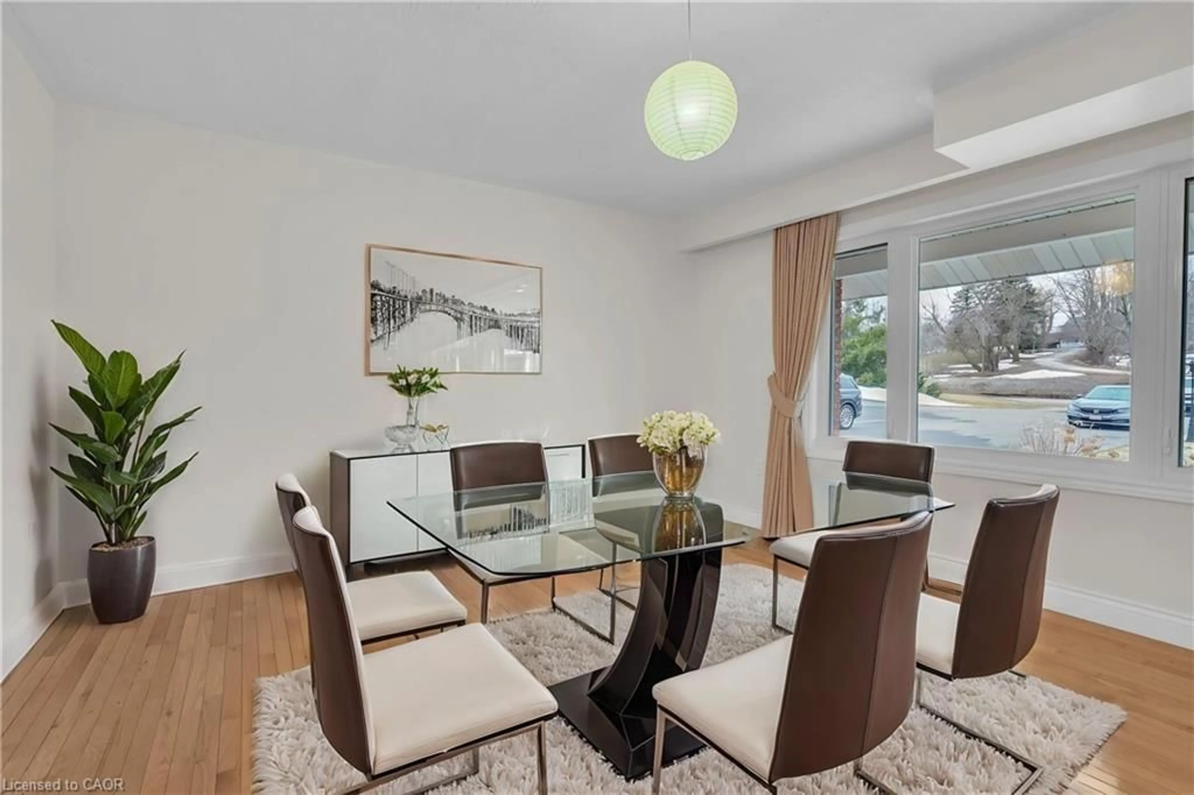 Dining room, wood/laminate floor for 2219 County Rd 42, Clearview Ontario L0M 1S0