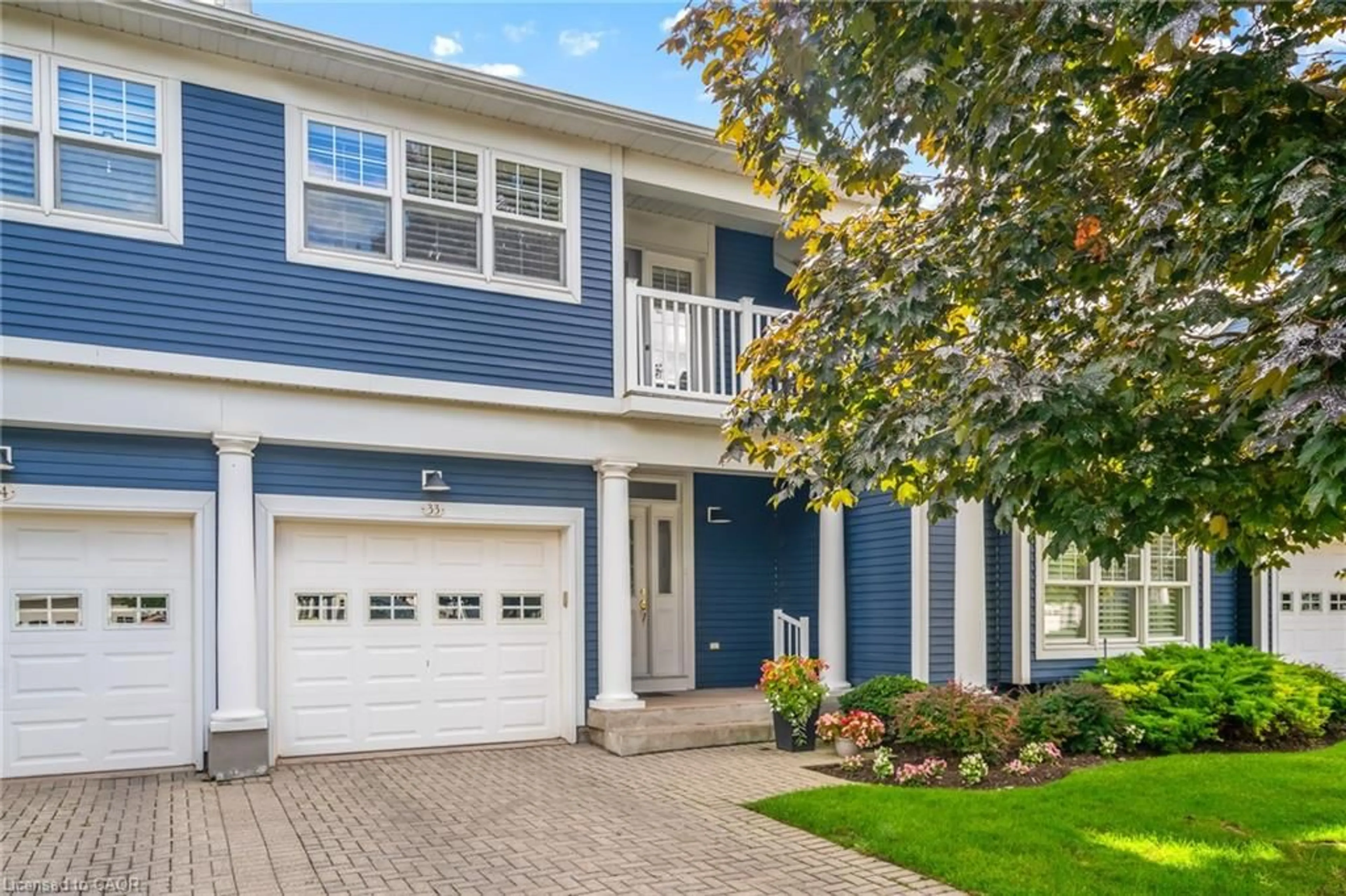 Home with vinyl exterior material, street for 88 Lakeport Rd #33, St. Catharines Ontario L2N 4P8